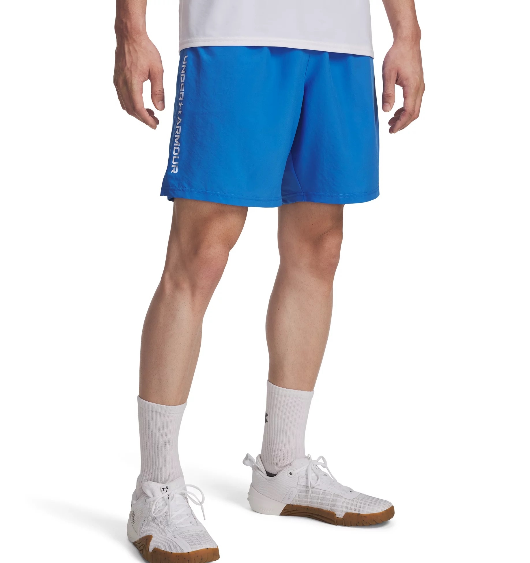 Under Armour® Short »UA TECH WOVEN WORDMARK SHORT«  Avec poches passepoilées, facile d'entretien, taille normale, coupe droite