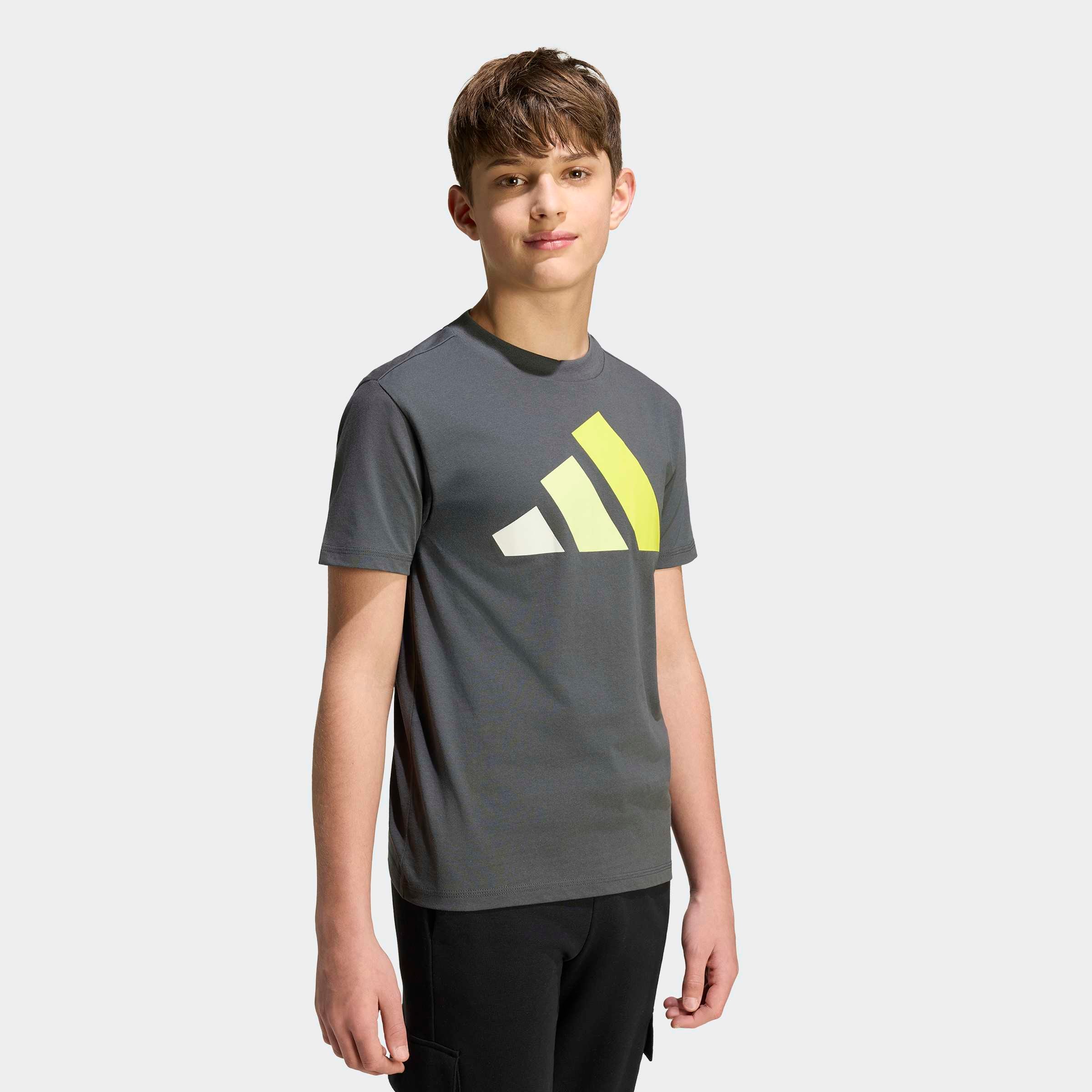adidas Sportswear T-shirt »ESSENTIALS KIDS« pour enfants et adolescents, avec encolure ronde, en 100 % coton
