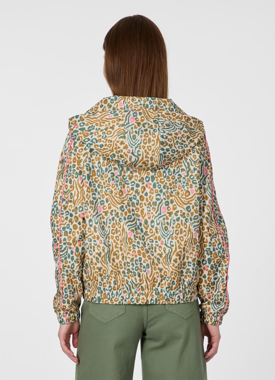 Ragwear Veste tous temps »ANDRIN PRINT« mit Kapuze Aus dünnem, wasserabweisendem Material mit Print und Kontrastdetails