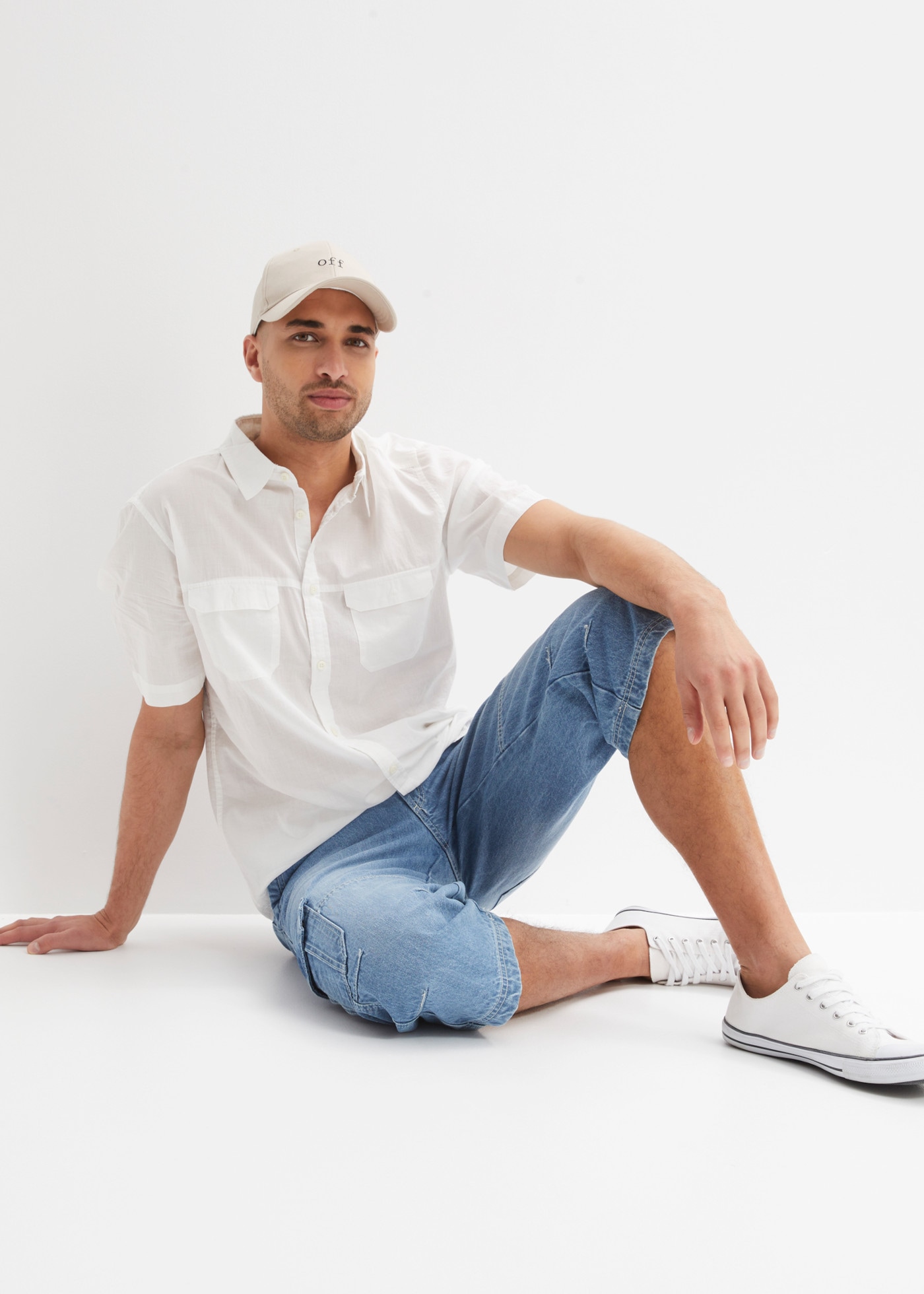bonprix Jeans 3/4 regular fit, avec élasthanne, coutures décoratives, délavé