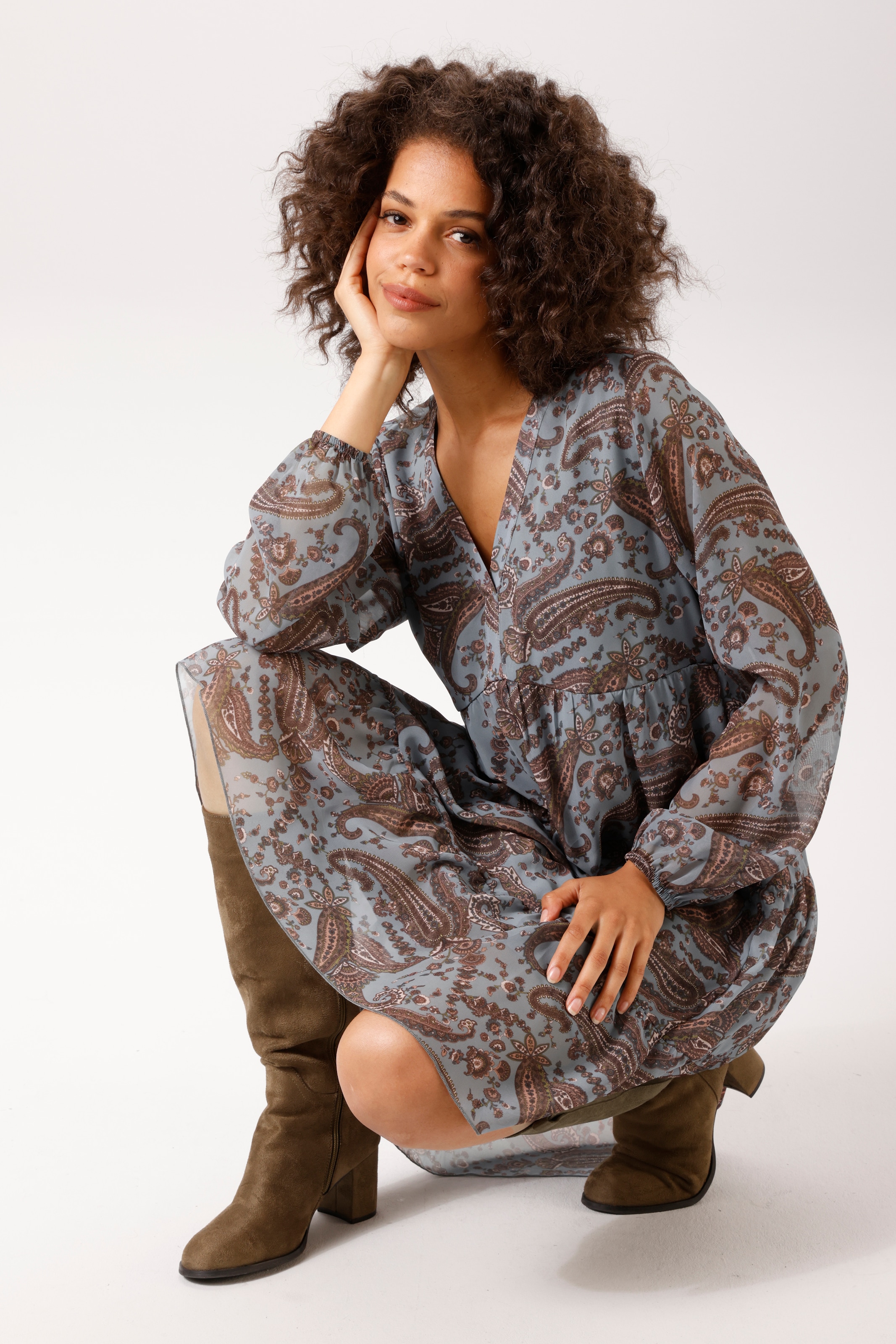 Aniston CASUAL Robe tunique avec imprimé Paisley fantaisiste et grand format - NOUVELLE COLLECTION