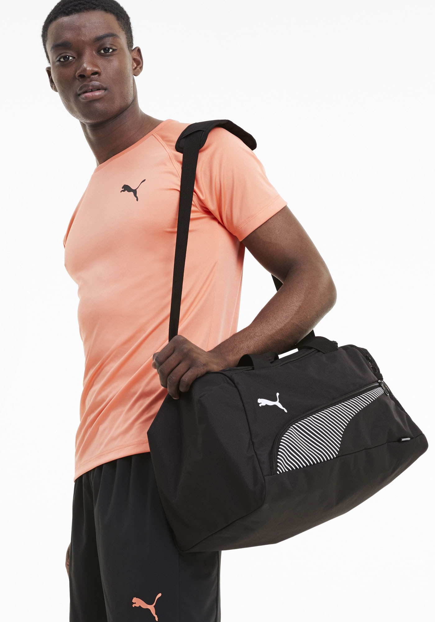 PUMA Sac de sport »FUNDAMENTALS SPORTS BAG S« sportlicher Stil, mit gepolsterten Trägern