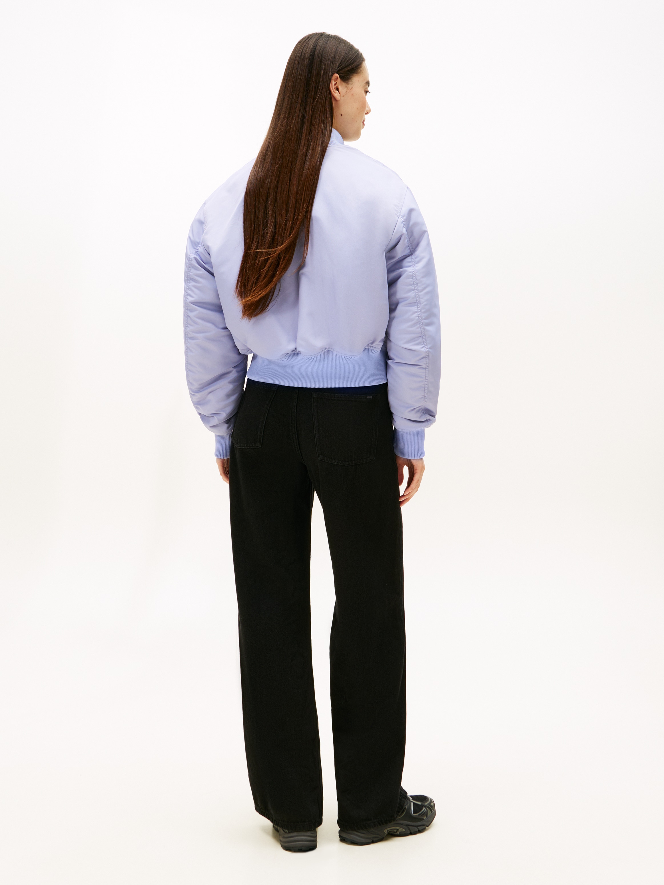 Tommy Jeans Bomberjacke »TJW ESSENTIAL BOMBER JACKET« ohne Kapuze Mit Reissverschlusstaschen an den Ärmeln