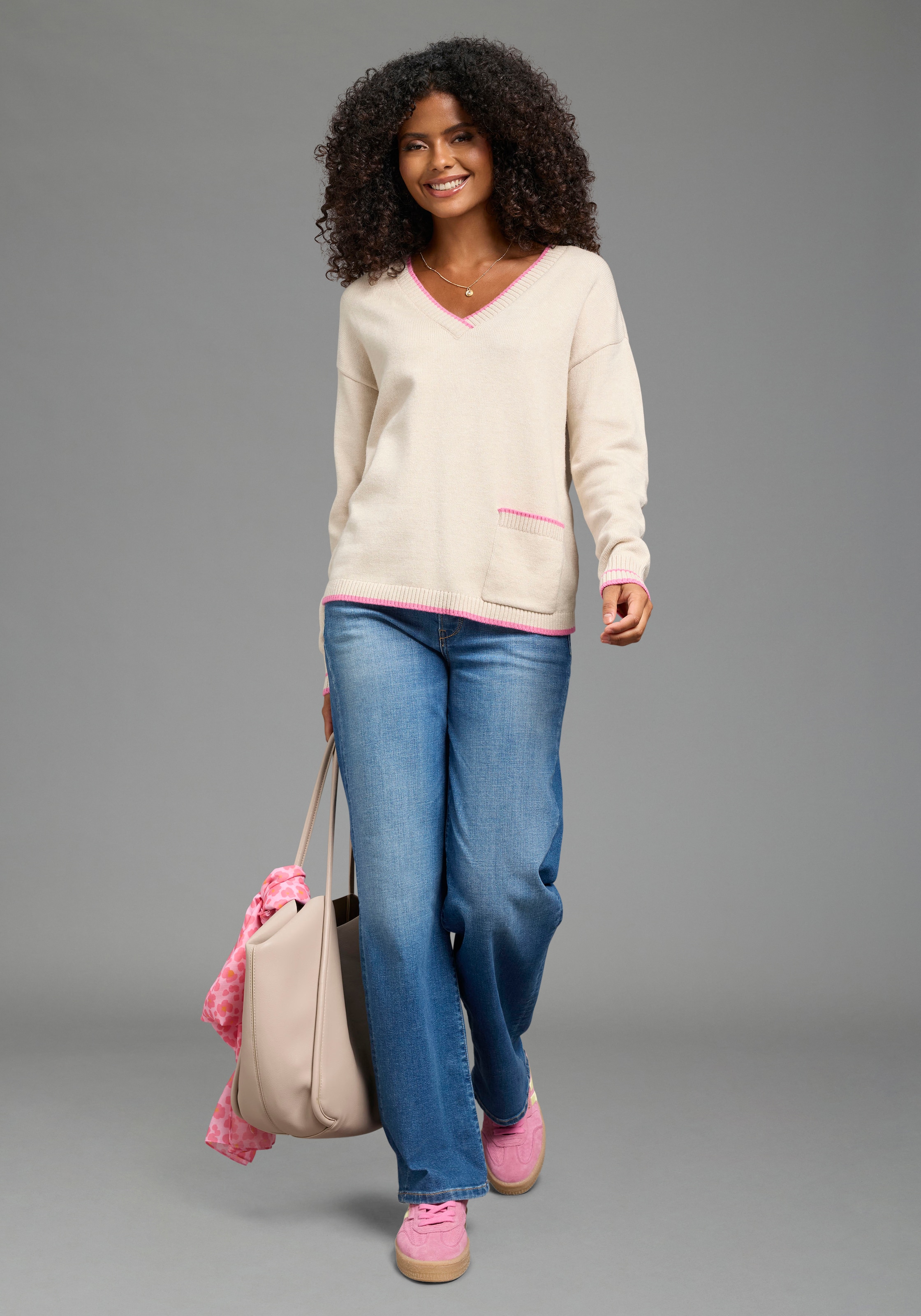 Laura Scott Pull col V »mit aufgesetzter Tasche und lässiger Passform« avec bandes contrastantes