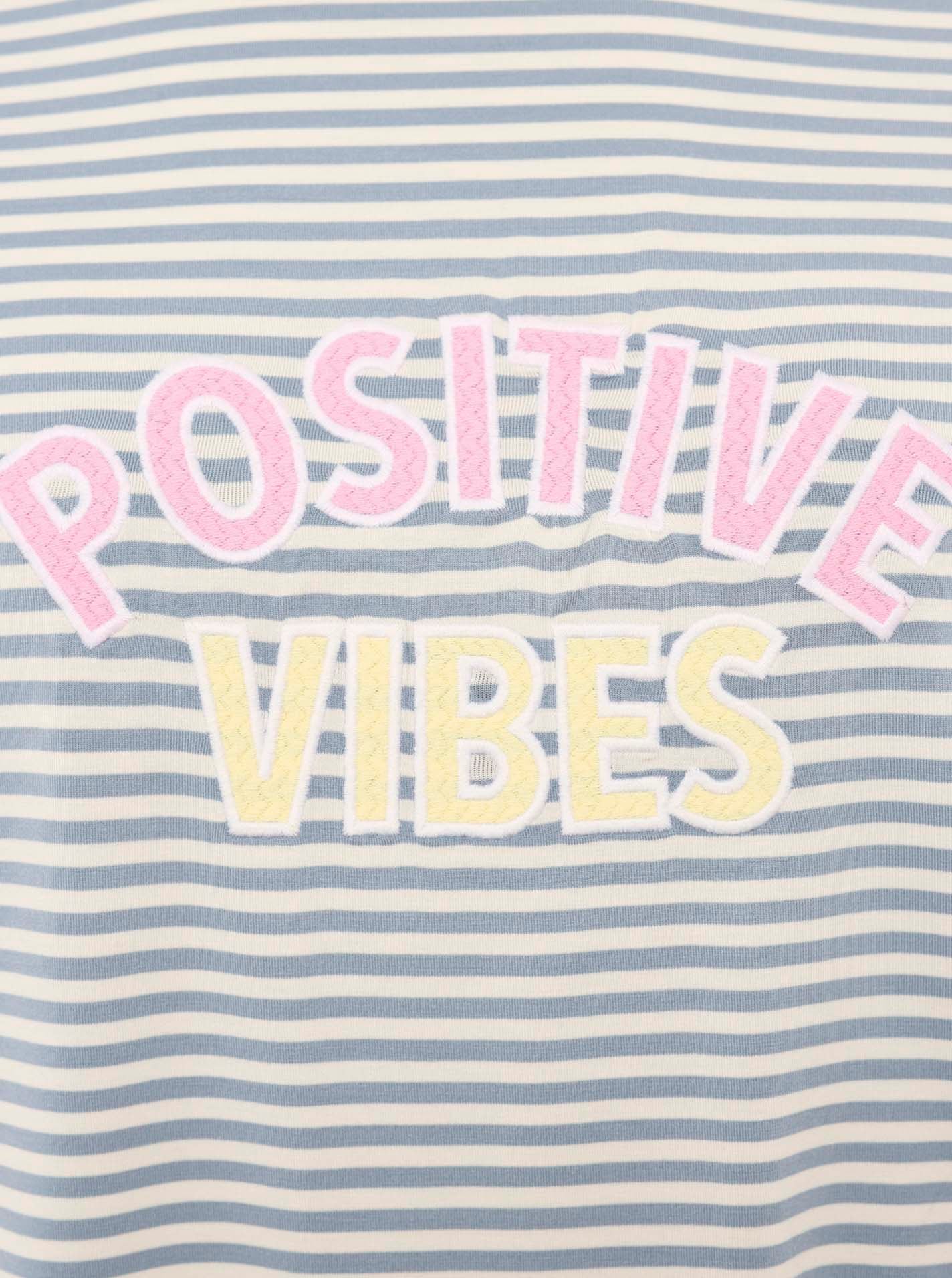Zwillingsherz T-shirt »"Positive Vibes"« gestickter Statement Schriftzug, Rundhals