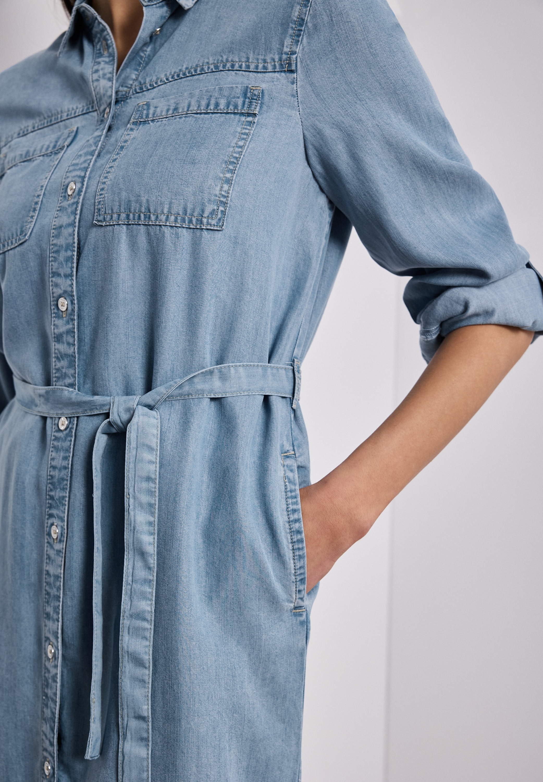 STREET ONE Robe en jean Poches poitrine | Poches pour les mains fentes latérales, aspect délavé