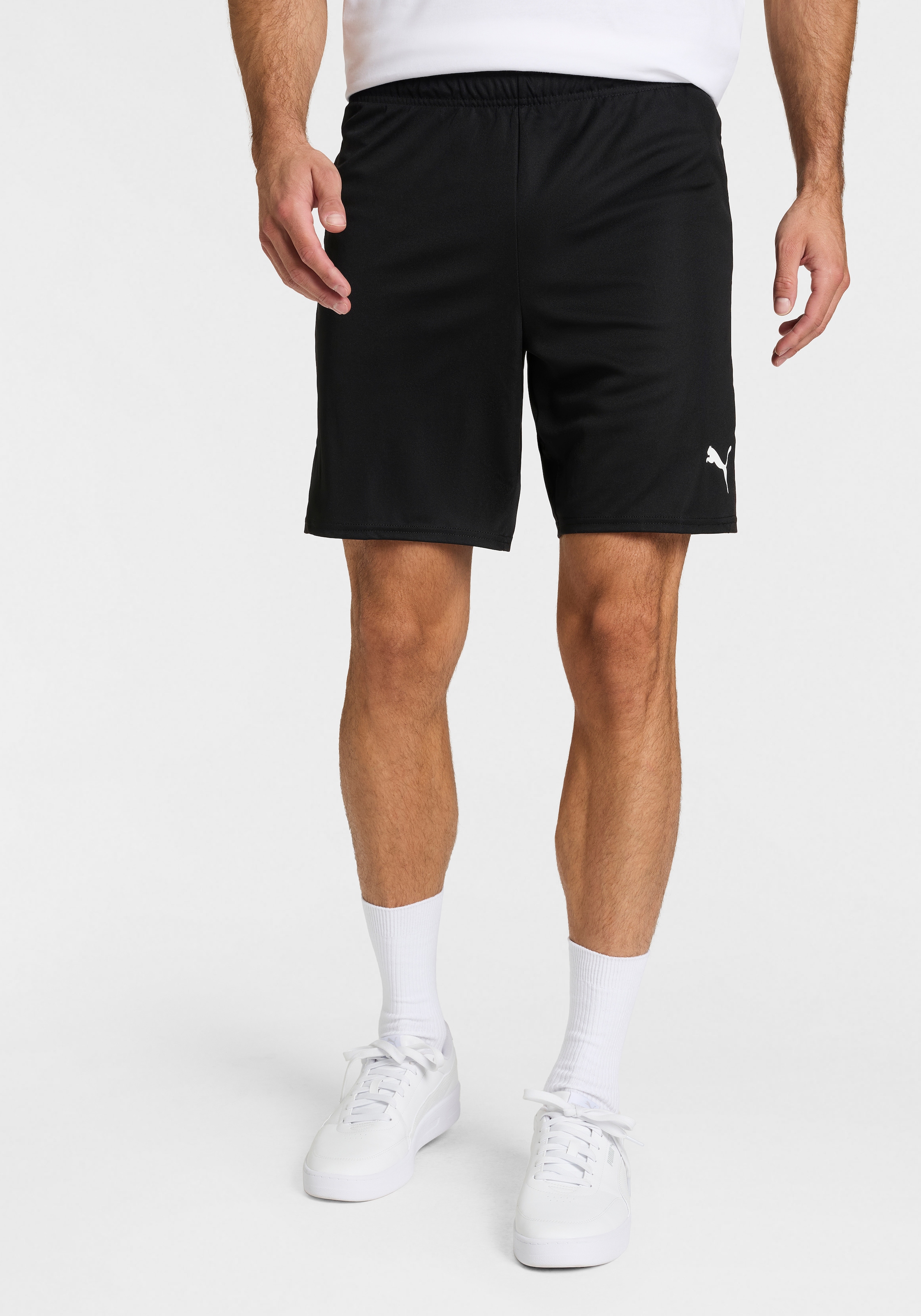 PUMA Trainingsshorts »TEAMGOAL SHORTS«  aus Polyester, kniefrei, mit Interlock-Material, modernes Design