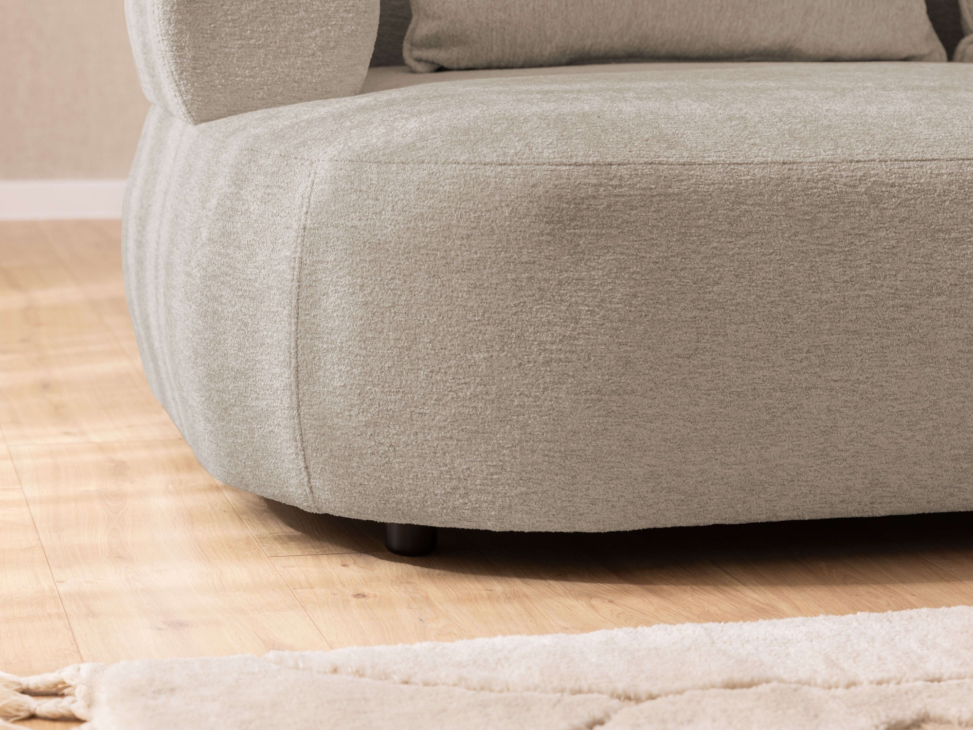Home affaire Canapé d'angle »LUSSAC L-Form Design-Sofa mit Zierkissen, Masse B/T/H: 257/159/78 cm« grand confort d'assise et design moderne, canapé sans fonction lit