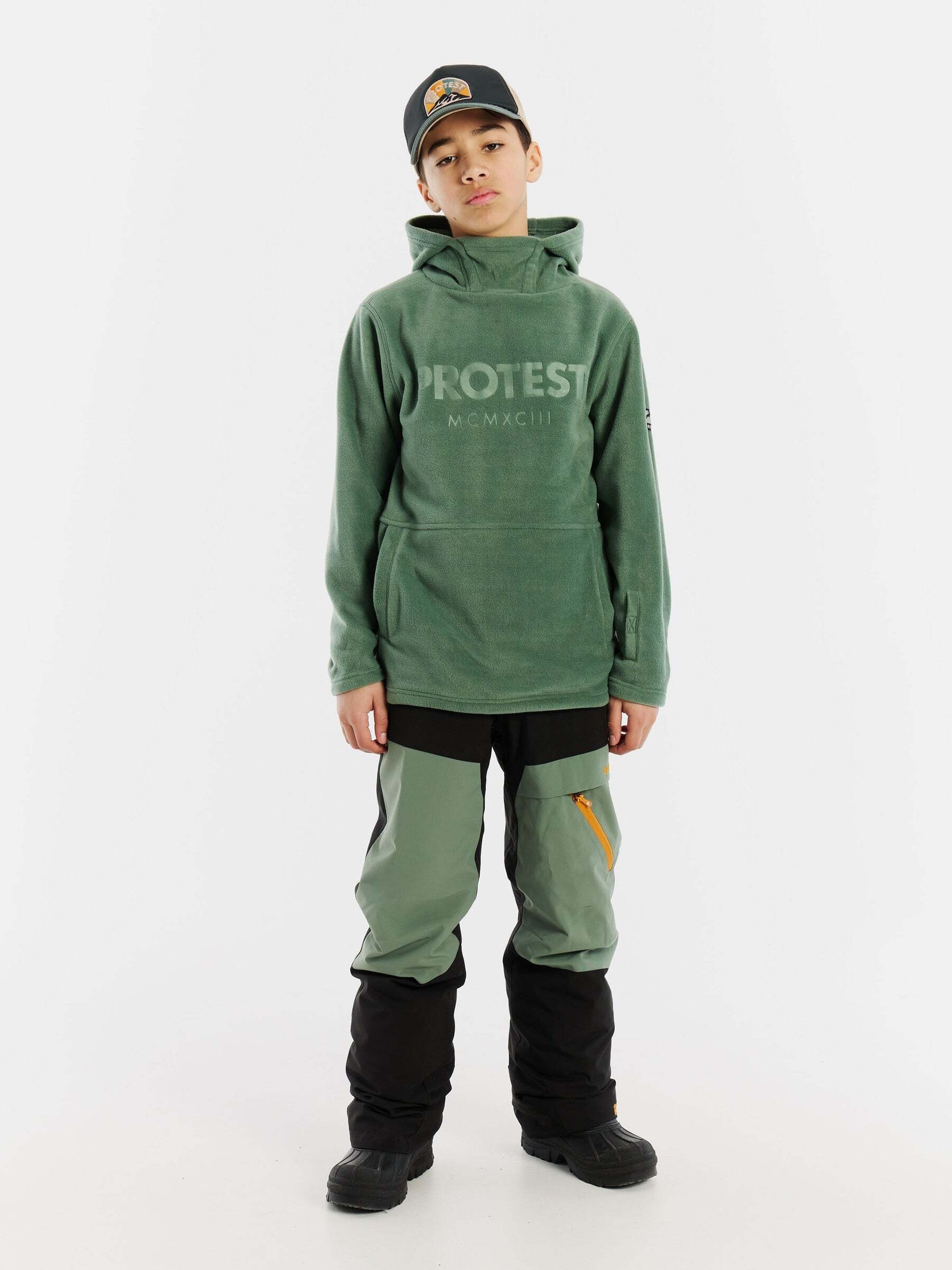 Protest Rundhalspullover »Skipullover PRTPhil JR hoody«