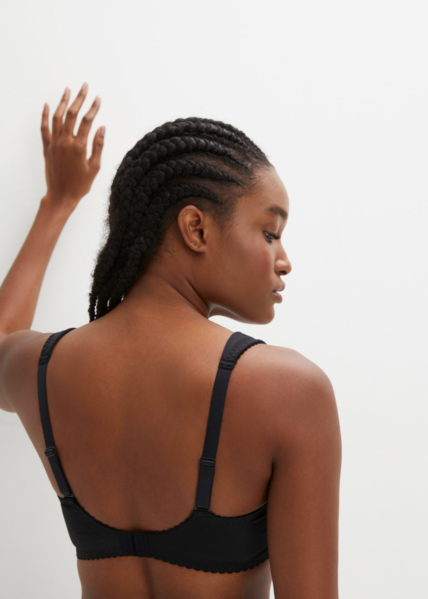 bonprix Minimizer-BH »Minimizer-BH mit gepolsterten Trägern« Minimizer-BH mit gepolsterten Trägern