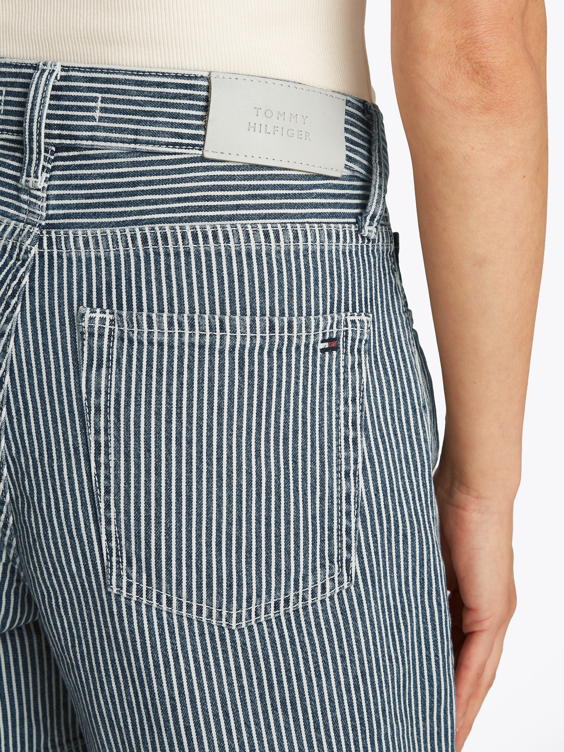 Tommy Hilfiger Short »DNM MINI SHORT HW JAZ«  mit Streifen-Muster