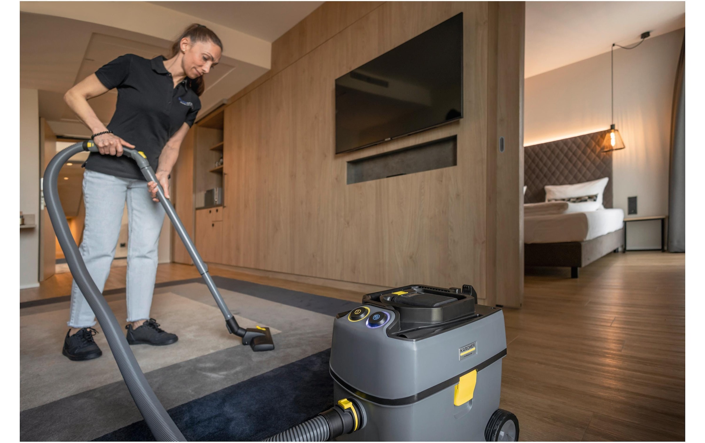 KÄRCHER Akku-Bodenstaubsauger »T 15 1 Bp Adv«