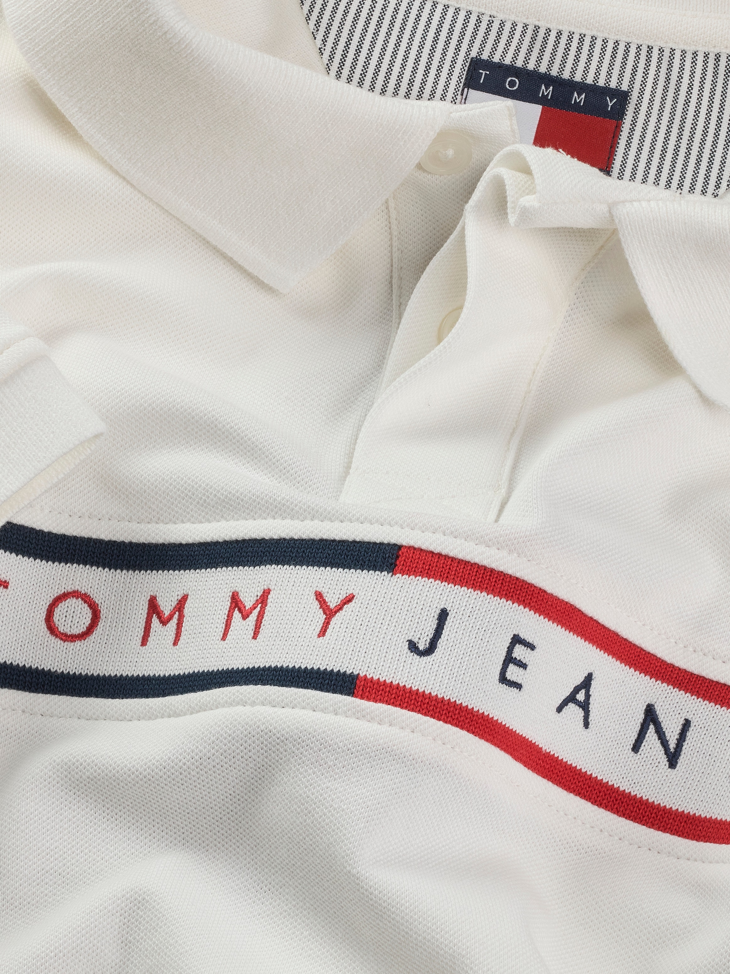 Tommy Jeans Polo »TJM SLIM CHEST FLAG POLO« Mit Rundhalsausschnitt