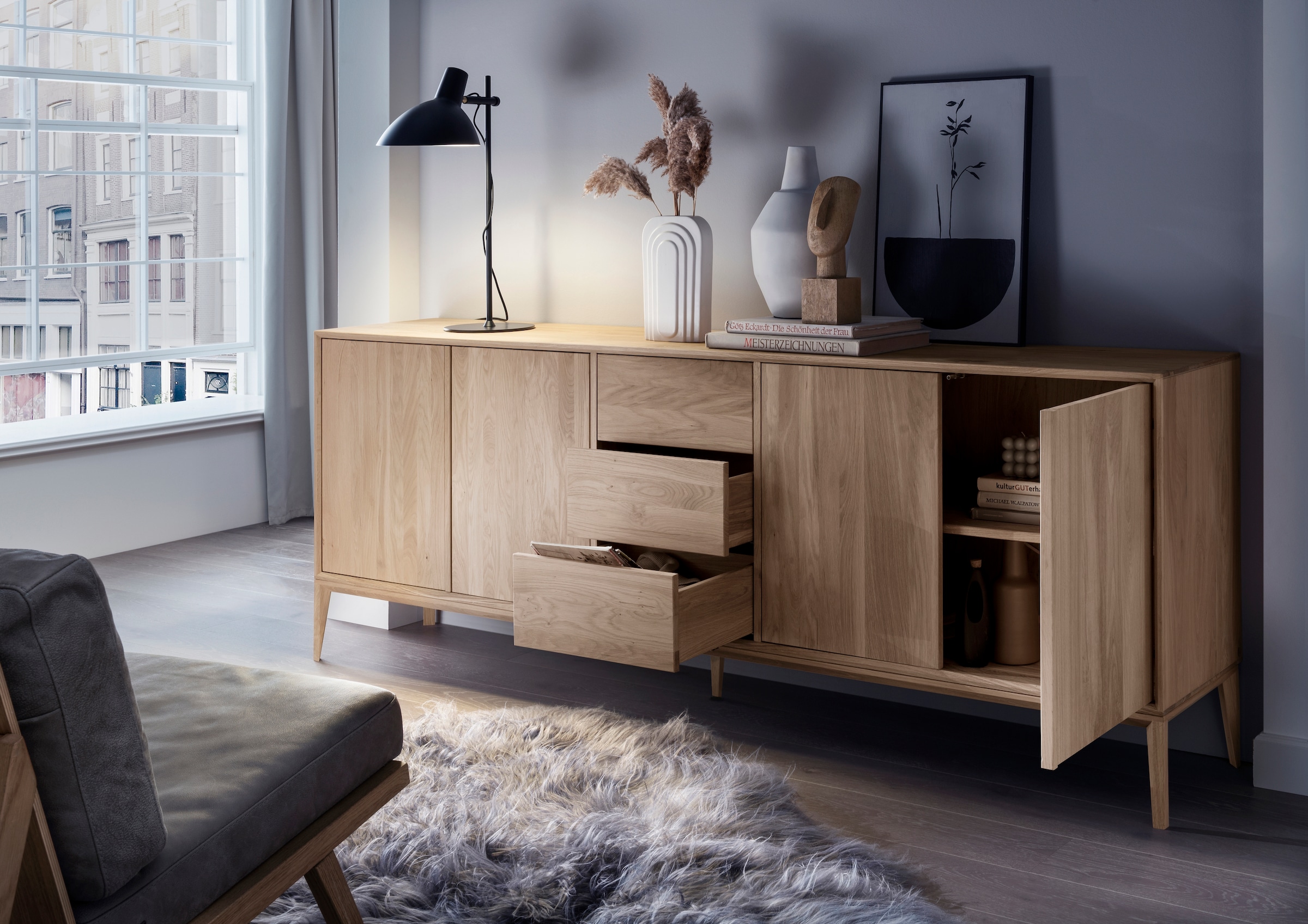 Home affaire Sideboard »Koda, Anrichte mit 2 Schränken & 3 Schubladen, Push-to-Open-Funktion« Massives Eichenholz, verstellbare Einlegeböden, Minimalistischer Stil