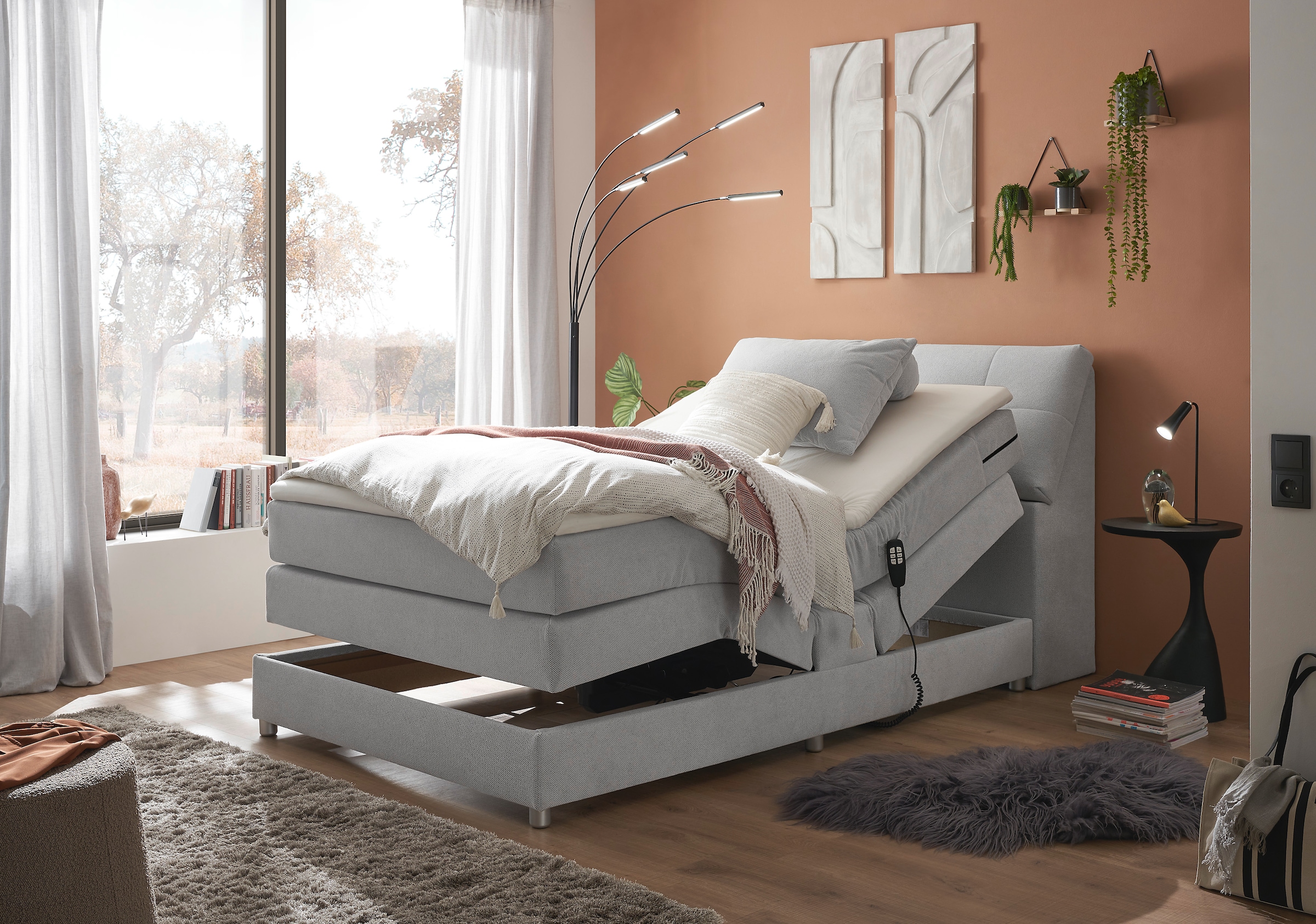 ED EXCITING DESIGN Boxspringbett »Toulouse« inkl. Motor, inkl. Stauraum im Kopfteil