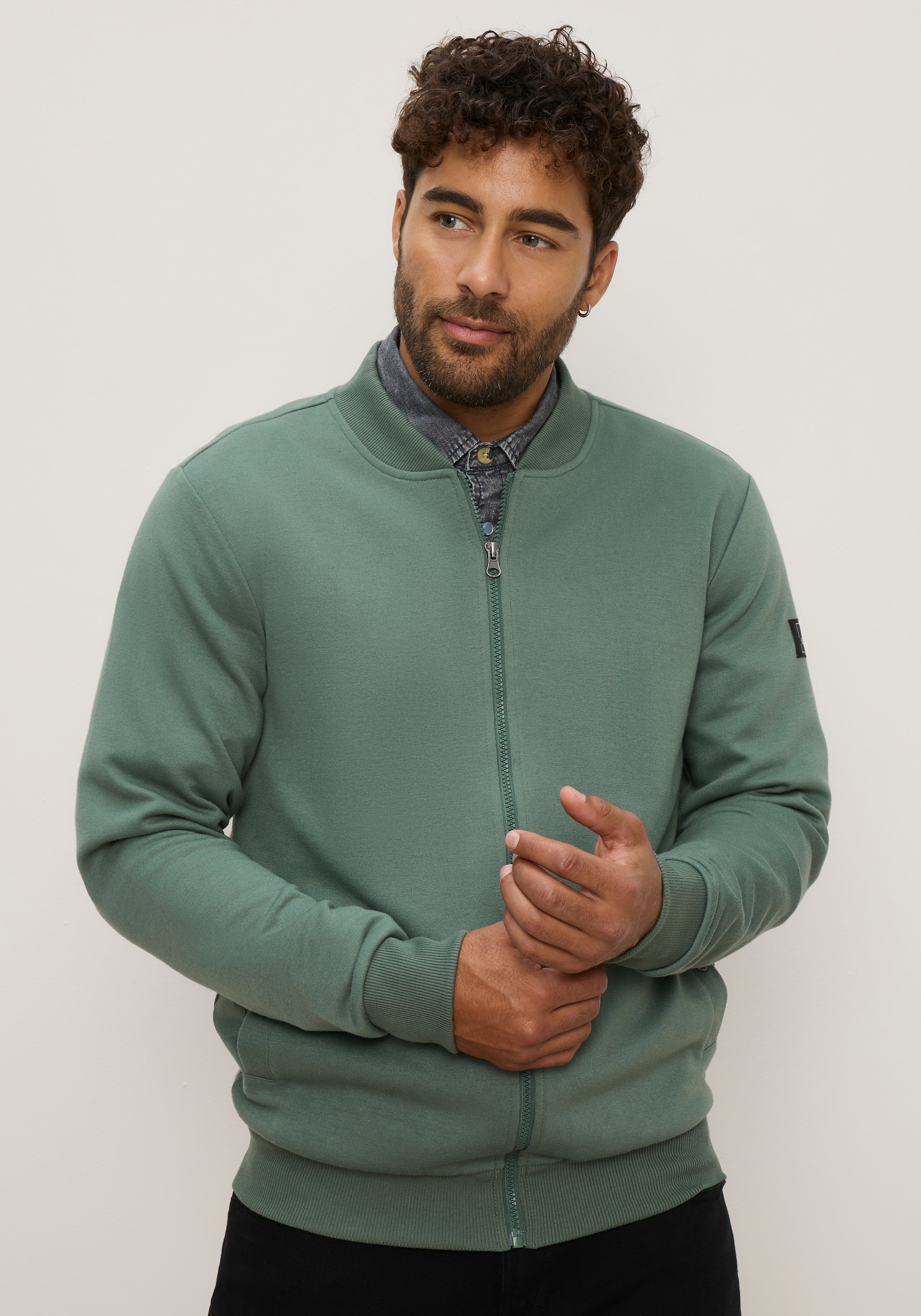 Bruno Banani Veste sweat avec col montant et poches passepoilées