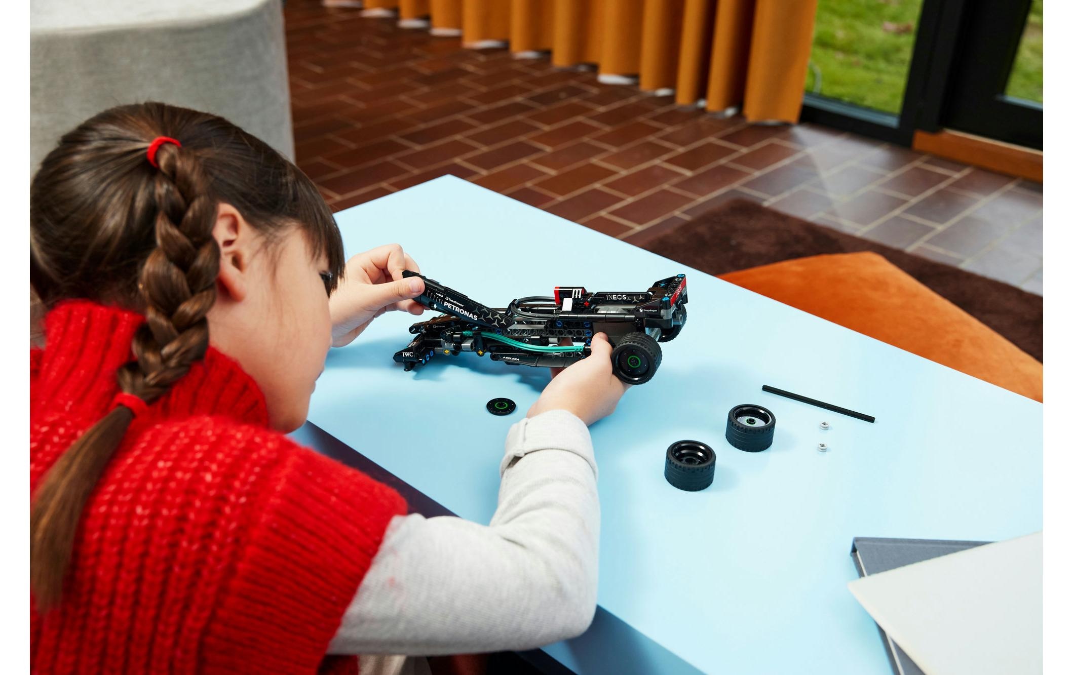 LEGO® Briques de jeu »Technic Mercedes-AMG F1 W14 E Performance Pull-Back 42165«