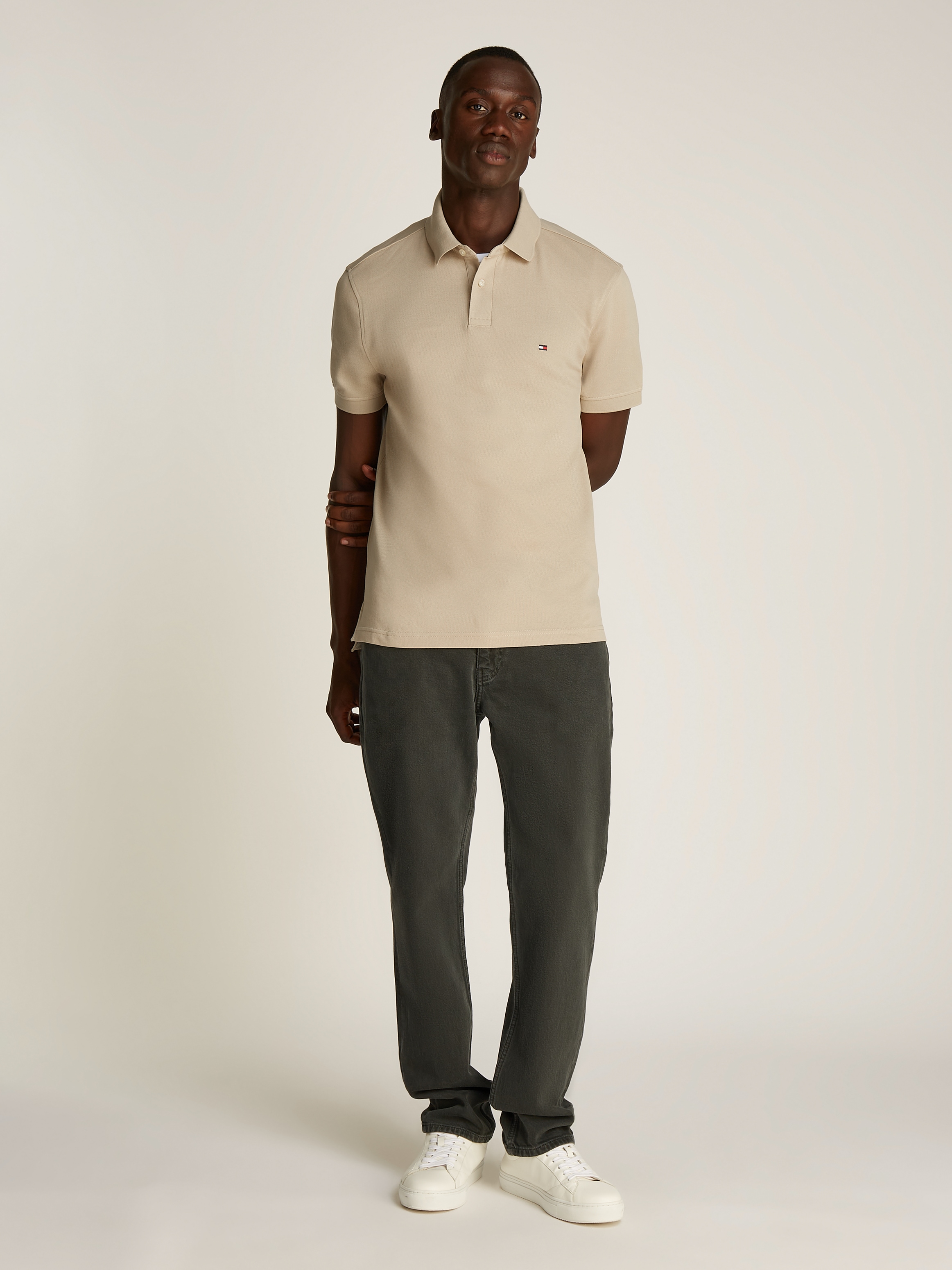 Tommy Hilfiger Polo »1985 REGULAR POLO mit Kontraststreifen und Knopfleiste« uni, sportif, coupe régulière, mélange coton, col polo