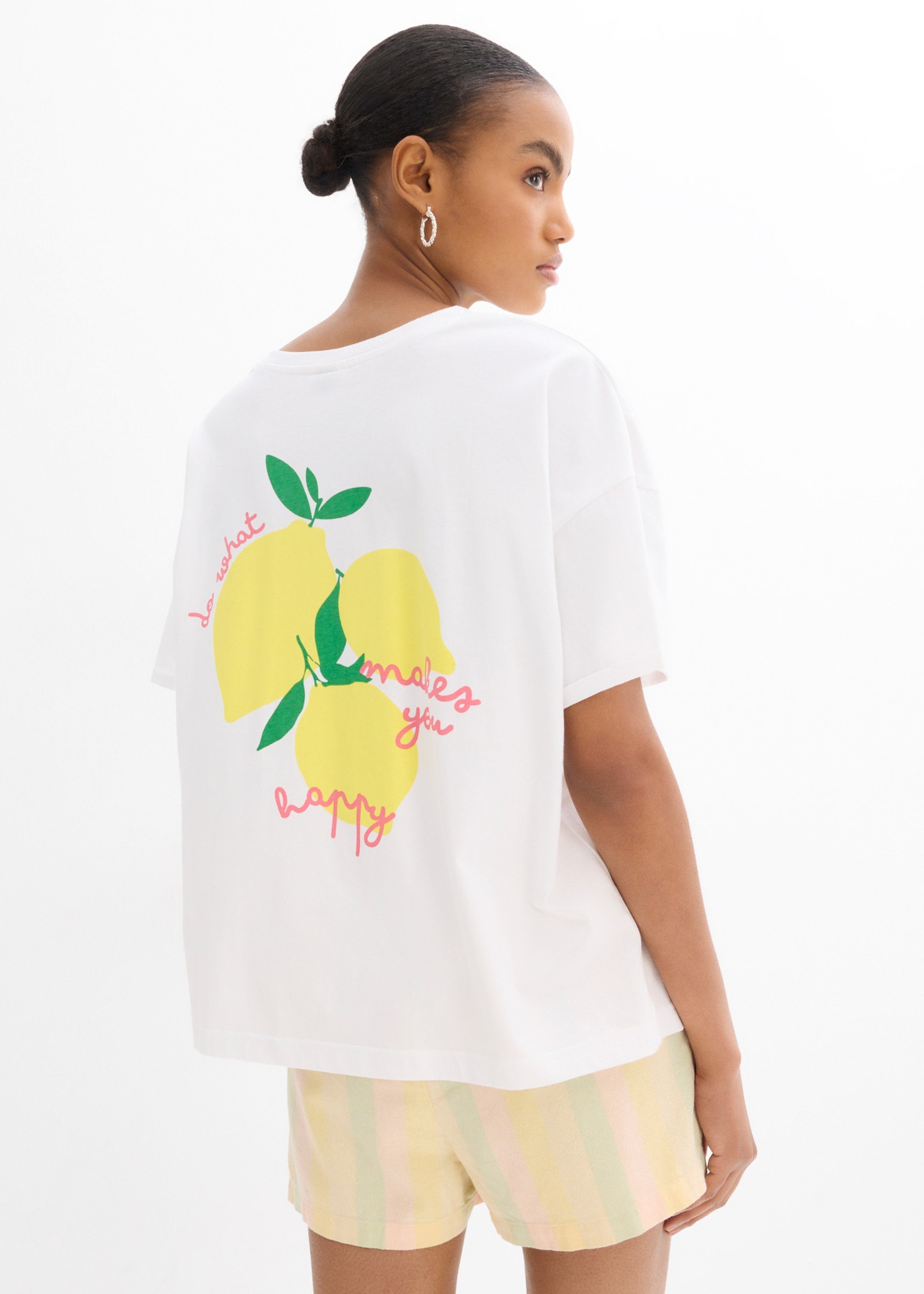 bonprix T-shirt oversize Coupe oversize, 100 % coton, avec un imprimé moderne