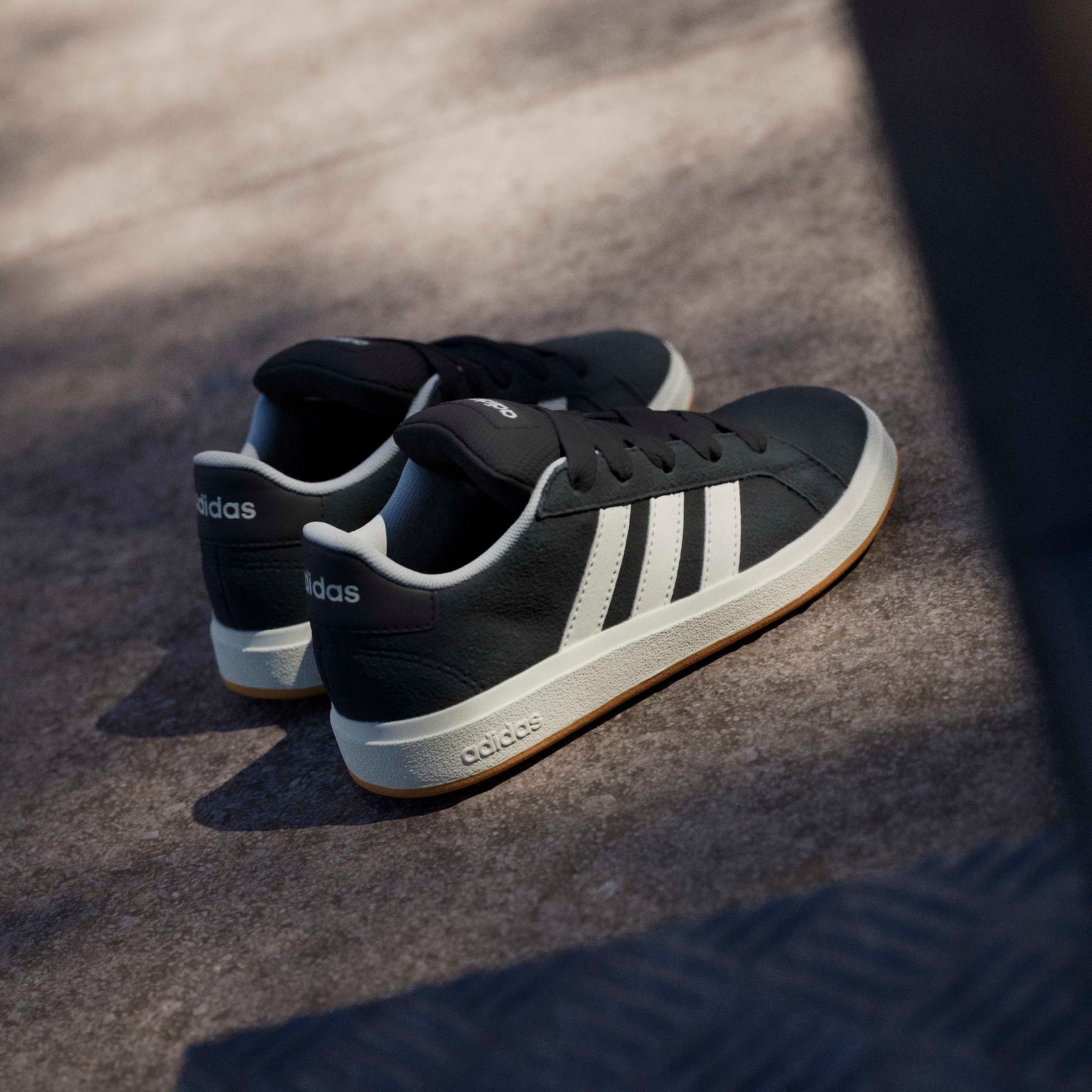 adidas Sportswear Sneaker »GRAND COURT 00S«  Design auf den Spuren des adidas Campus 00, für Kinder & Jugendliche