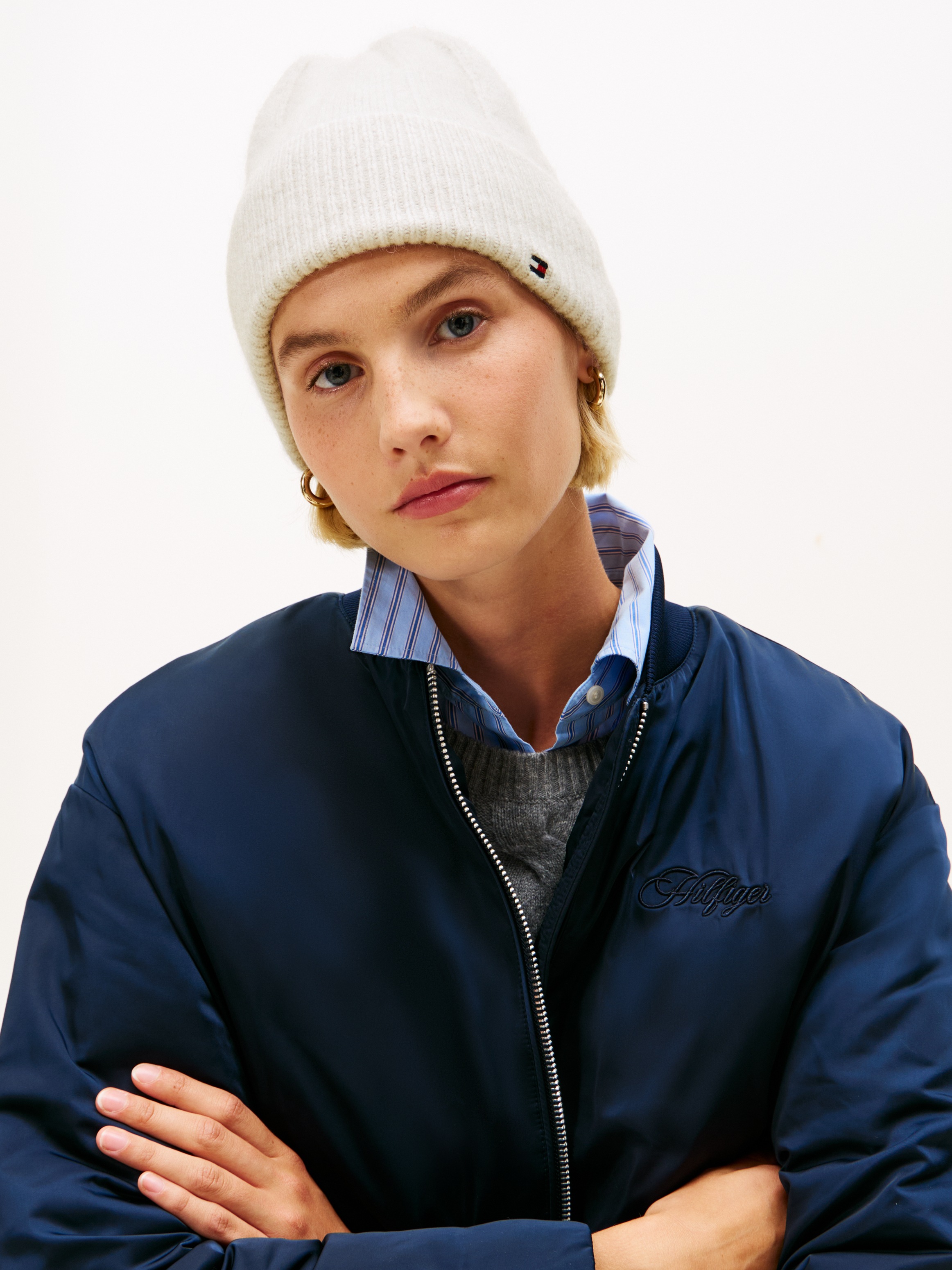 Tommy Hilfiger Beanie »FLAG FLUFFY BEANIE« Regular fit