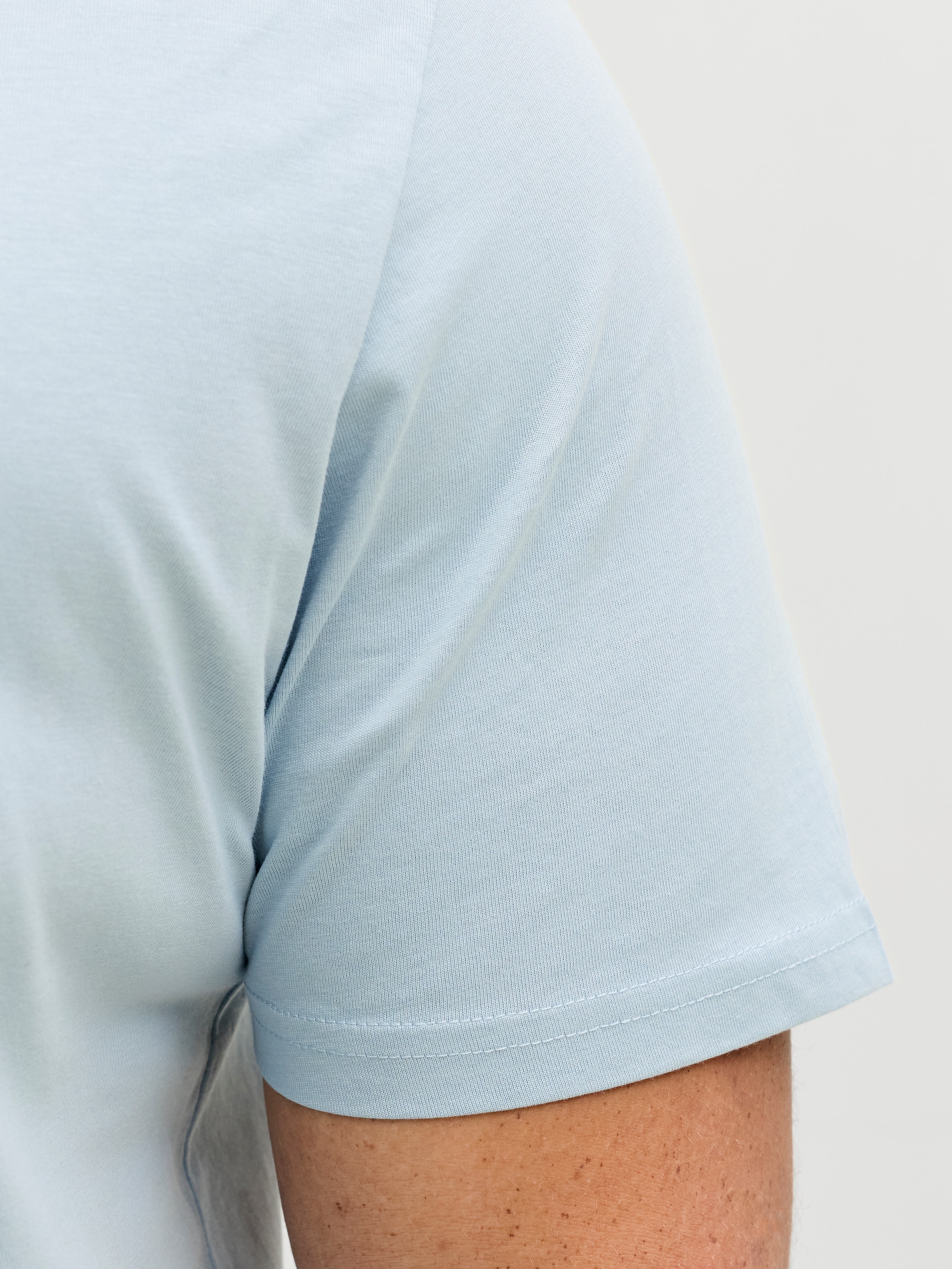 Jack & Jones PlusSize Shirt à col rond »JJESOHO TEE SS CREW NECK NOOS PLS« Coton, coupe regular fit