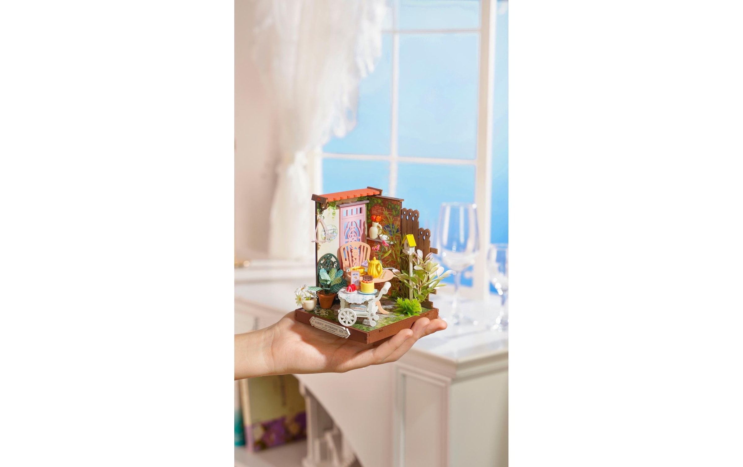   Kit de modèles réduits »RoboTime Eleganter Teegarten«