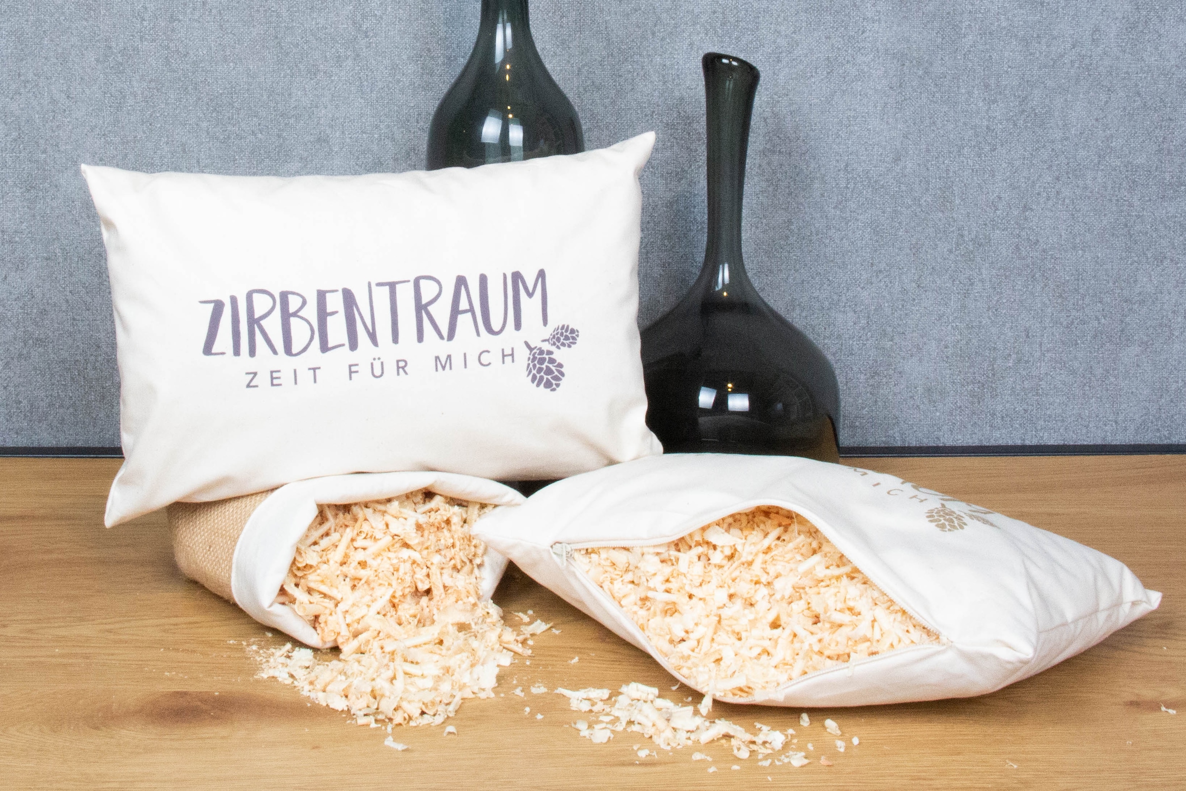 herbalind Zirbenkissen »Zirbentraum, Naturprodukt« Gefüllt mit hochwertigen Zirbenholzflocken, Made in Germany