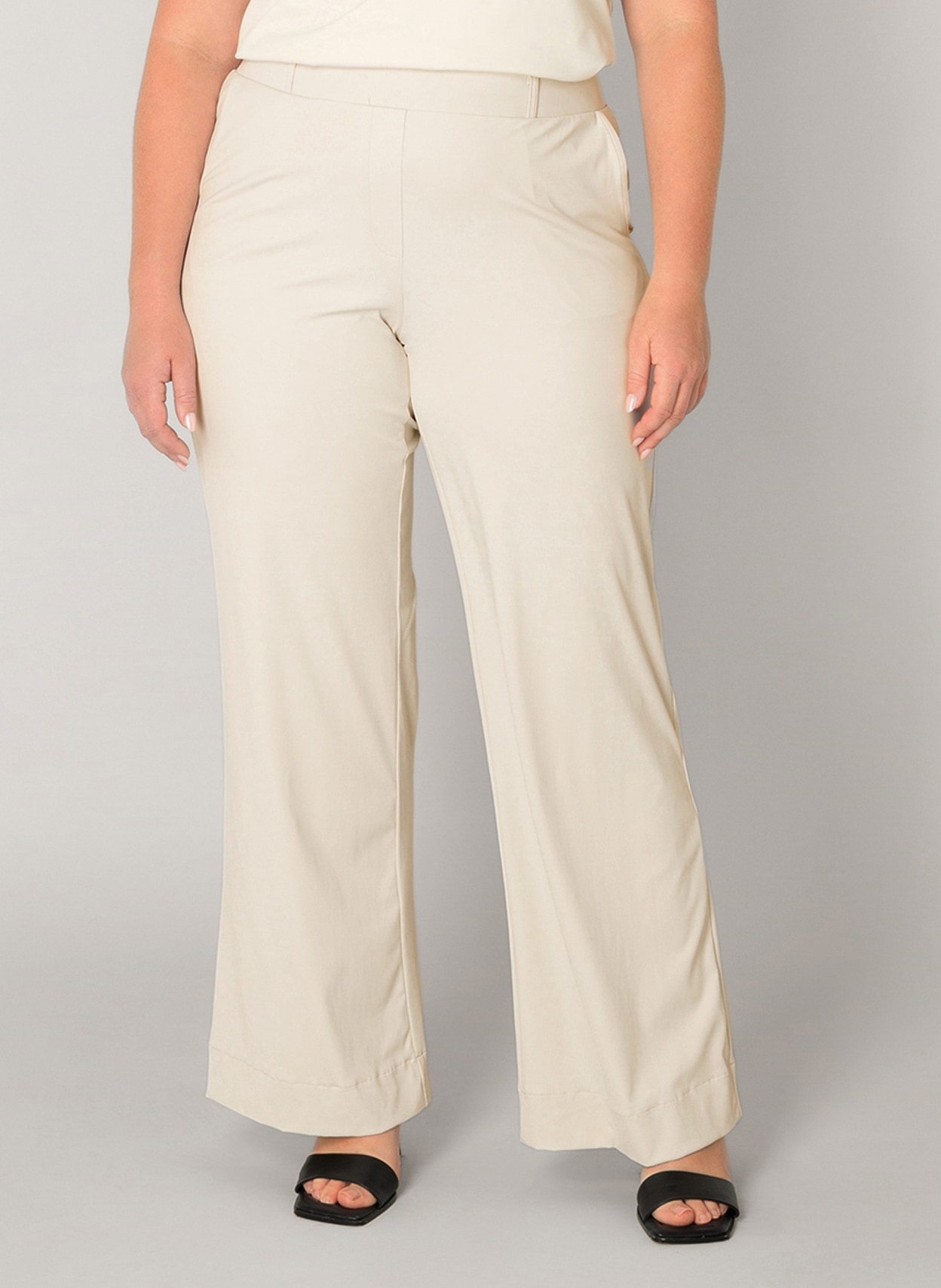 Base Level Curvy Pantalon en tissu »Lori«  Sommerhose mit Stetch und leichtem Schlag