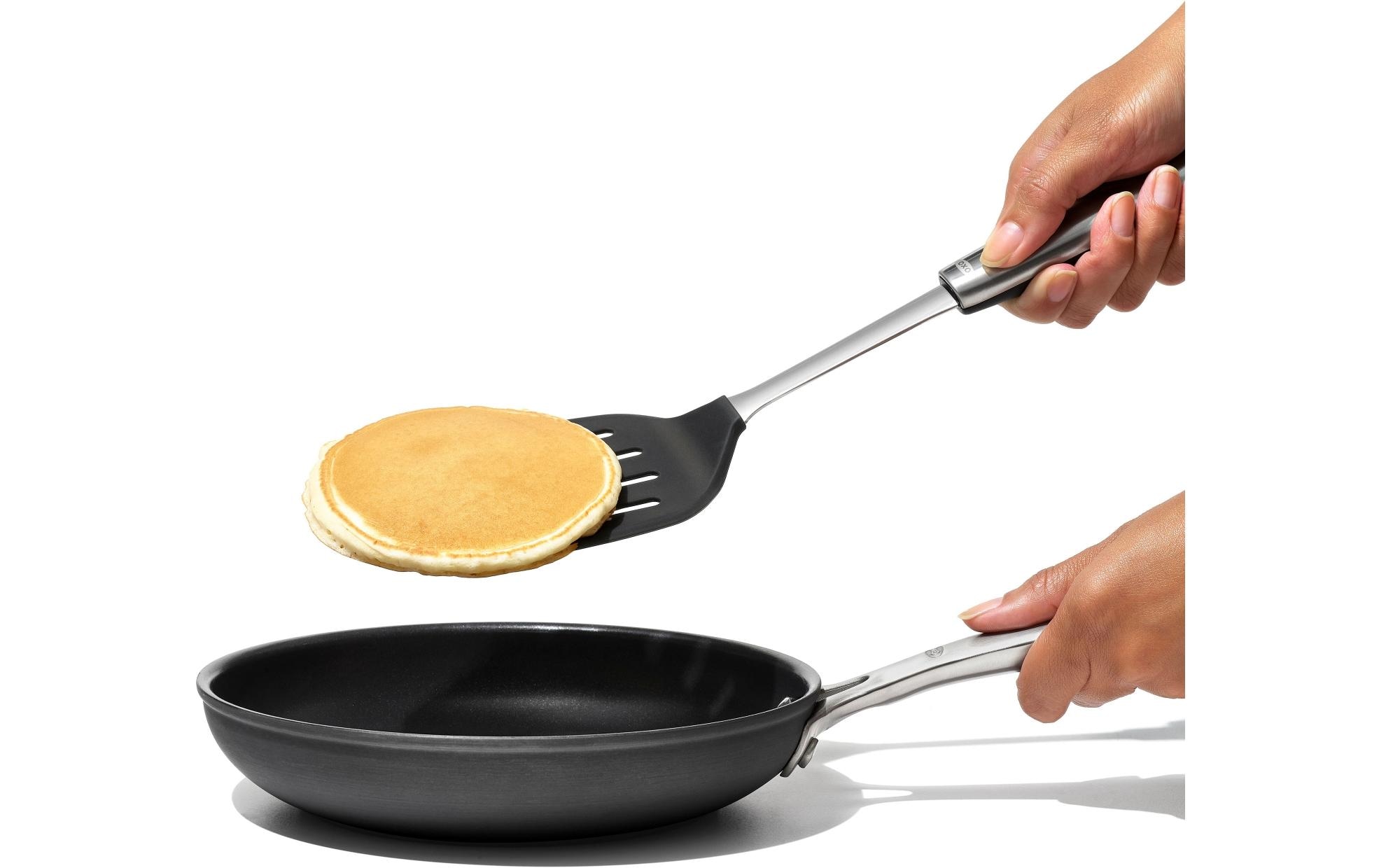 OXO Good Grips Pfannenwender »OXO Silicone Flexible Turner« der Kopf besteht aus hitzebeständigem Silikon