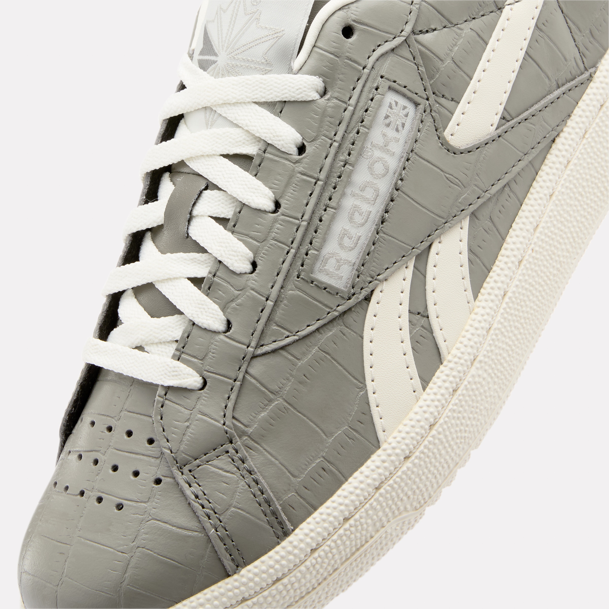 Reebok Classic Chaussure d'entraînement »CLUB C GROUNDS UK«