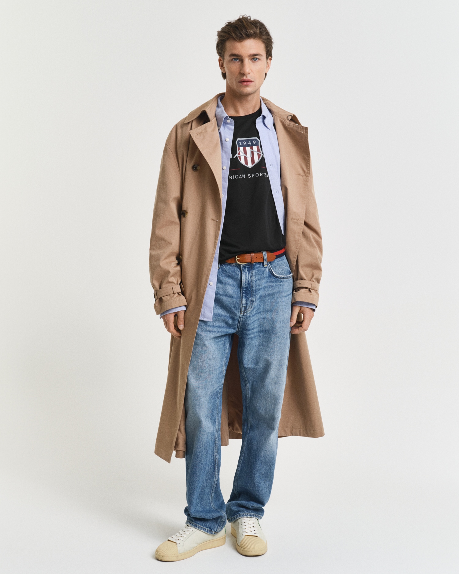 Gant T-shirt »REG ARCHIVE SHIELD SS T-SHIRT« avec impression logo sur la poitrine