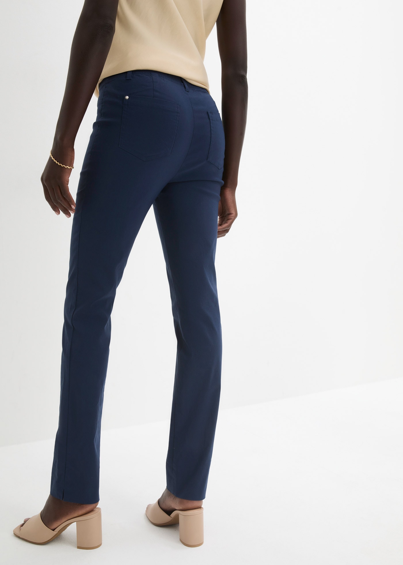 bonprix Pantalon stretch »Stretch-Hose in Schlupfform«  en viscose, coupe Slim Fit, forme à enfiler avec passants de ceinture