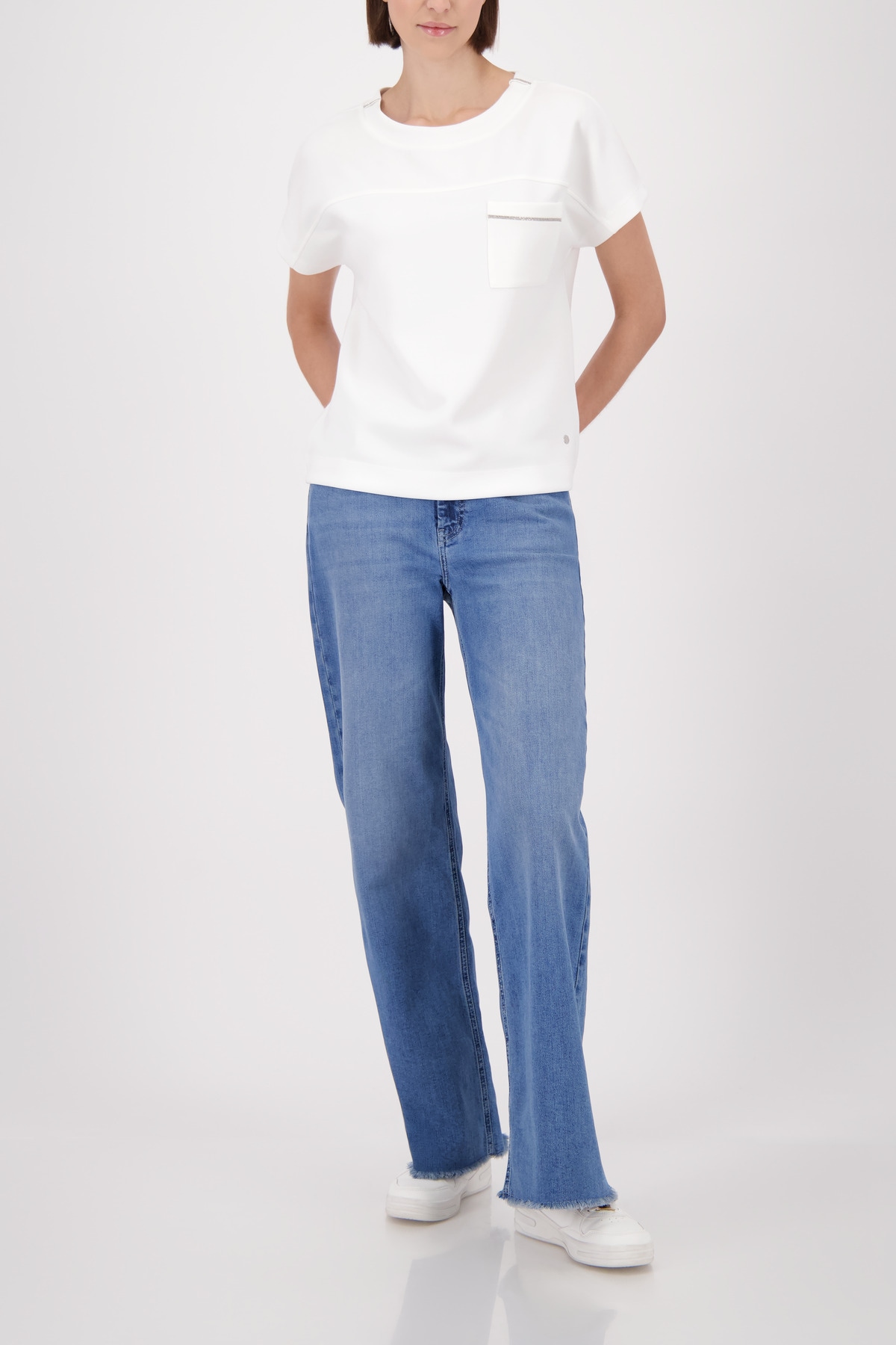 Monari Sweatshirt »Sweatshirt Basic Kette«, mit aufgesetzter Schmucktasche
