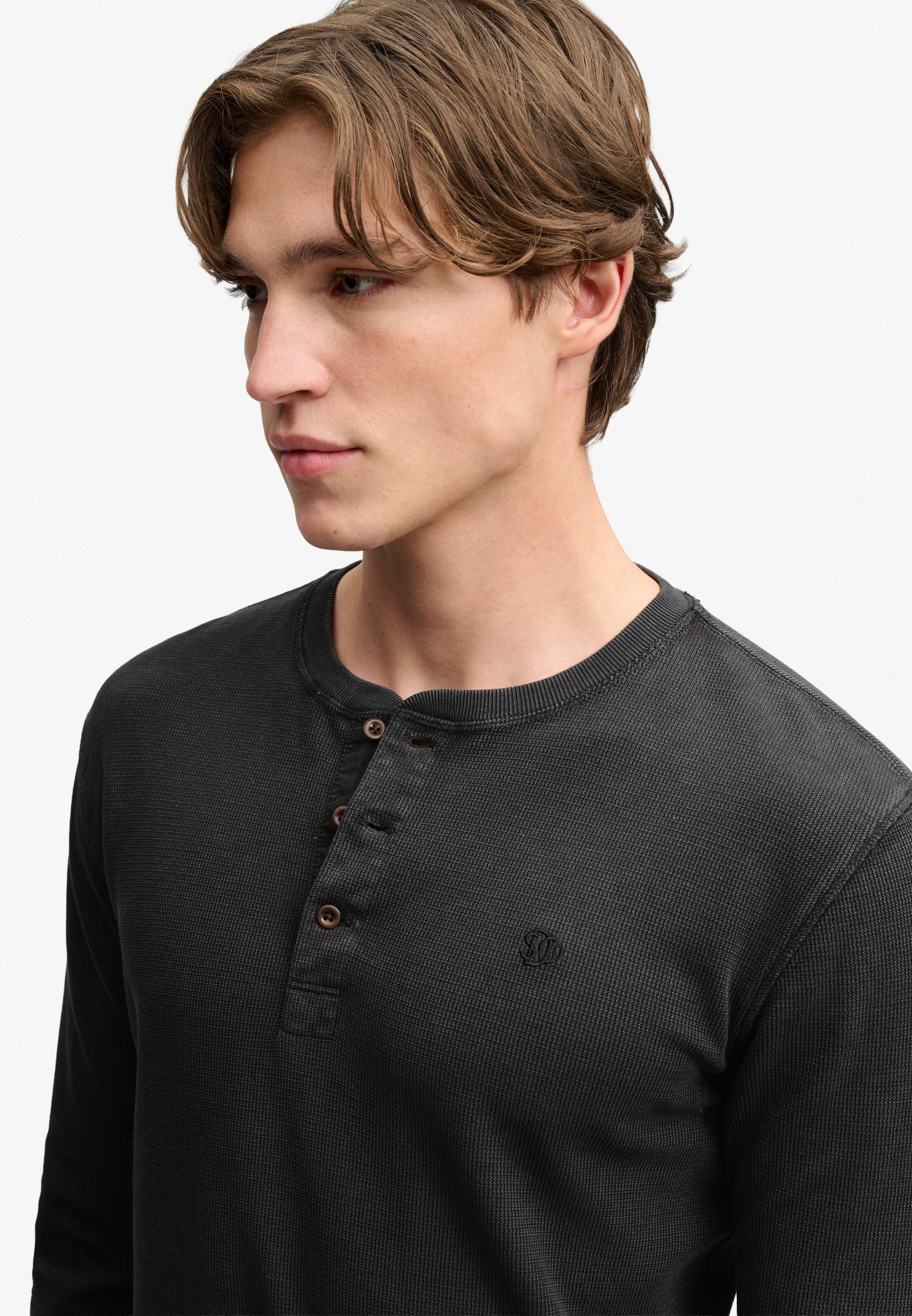 Superdry T-shirt à manches longues »WAFFLE LONG SLEEVE HENLEY TOP« Baumwolle, relaxed fit