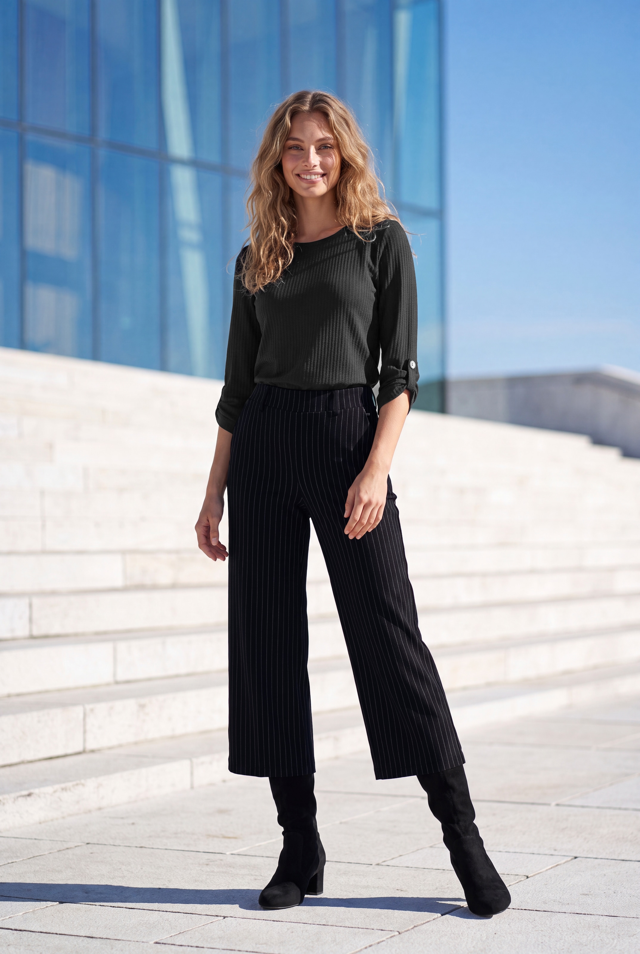LASCANA Jupe-culotte  avec motif jacquard tricoté ou uni noir