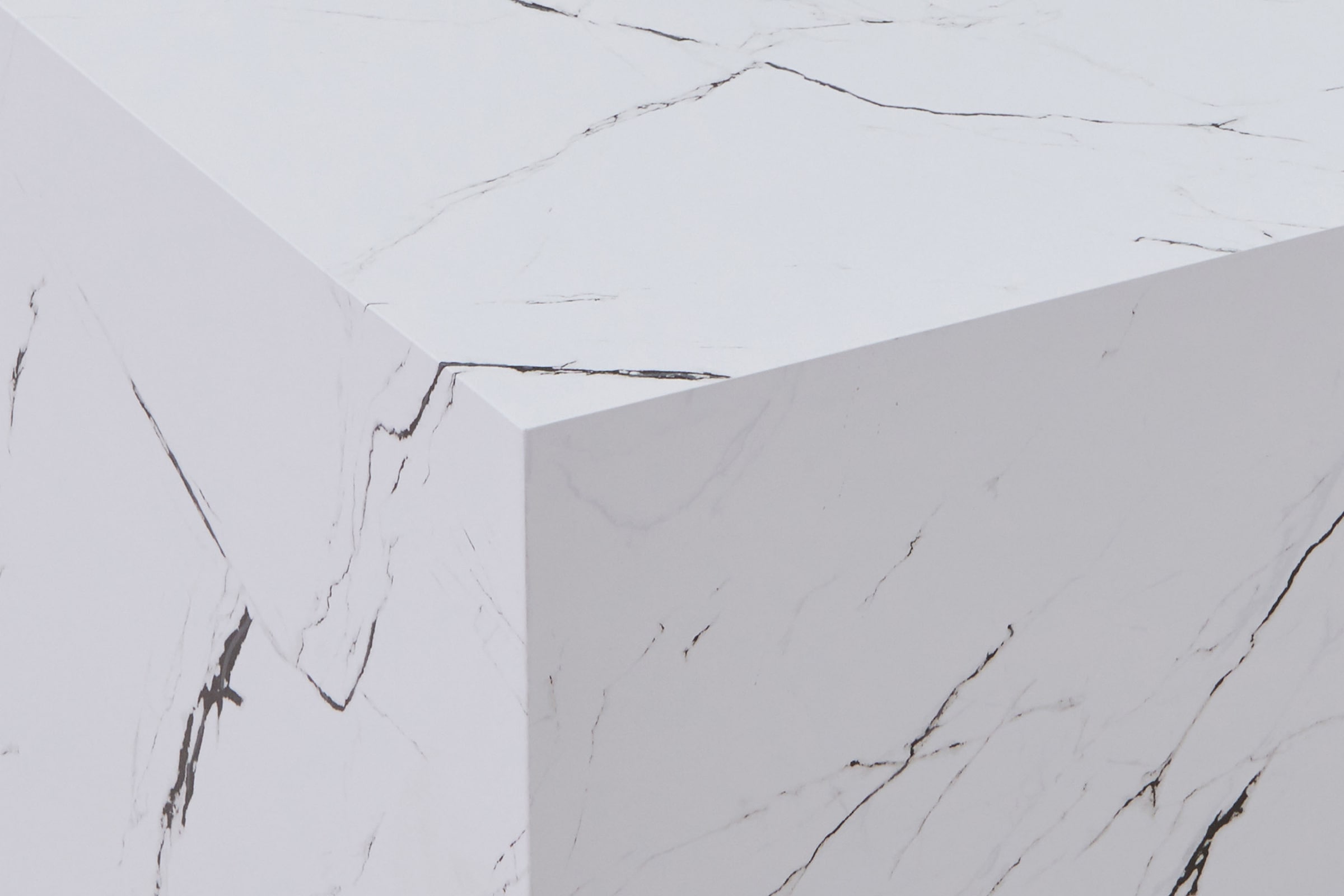 Kayoom Beistelltisch »Cuboid 125, modernes Design, robuste Konstruktion« 1 Stk. tlg. vielseitig einsetzbar, edle Oberfläche, robuste Konstruktion