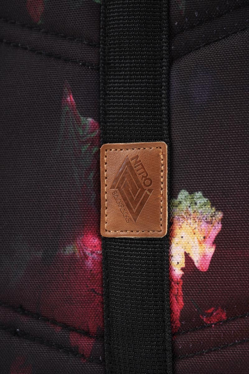 NITRO Sac à dos de loisirs »Urban Plus« Daypack, Streetpack im Retro-Look, Alltagsrucksack, Schulrucksack