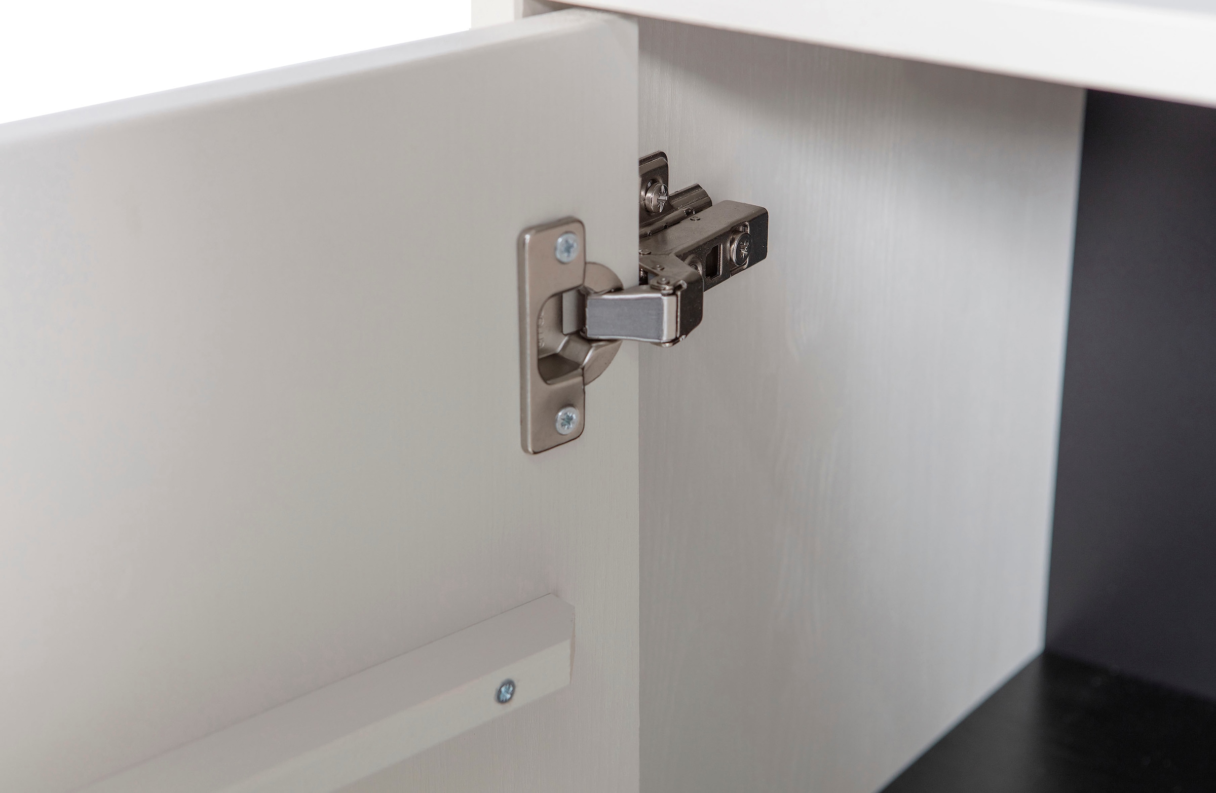 WOOOD Vitrine »Basic« mit zwei Türen, H 230 cm x B 52,5 cm