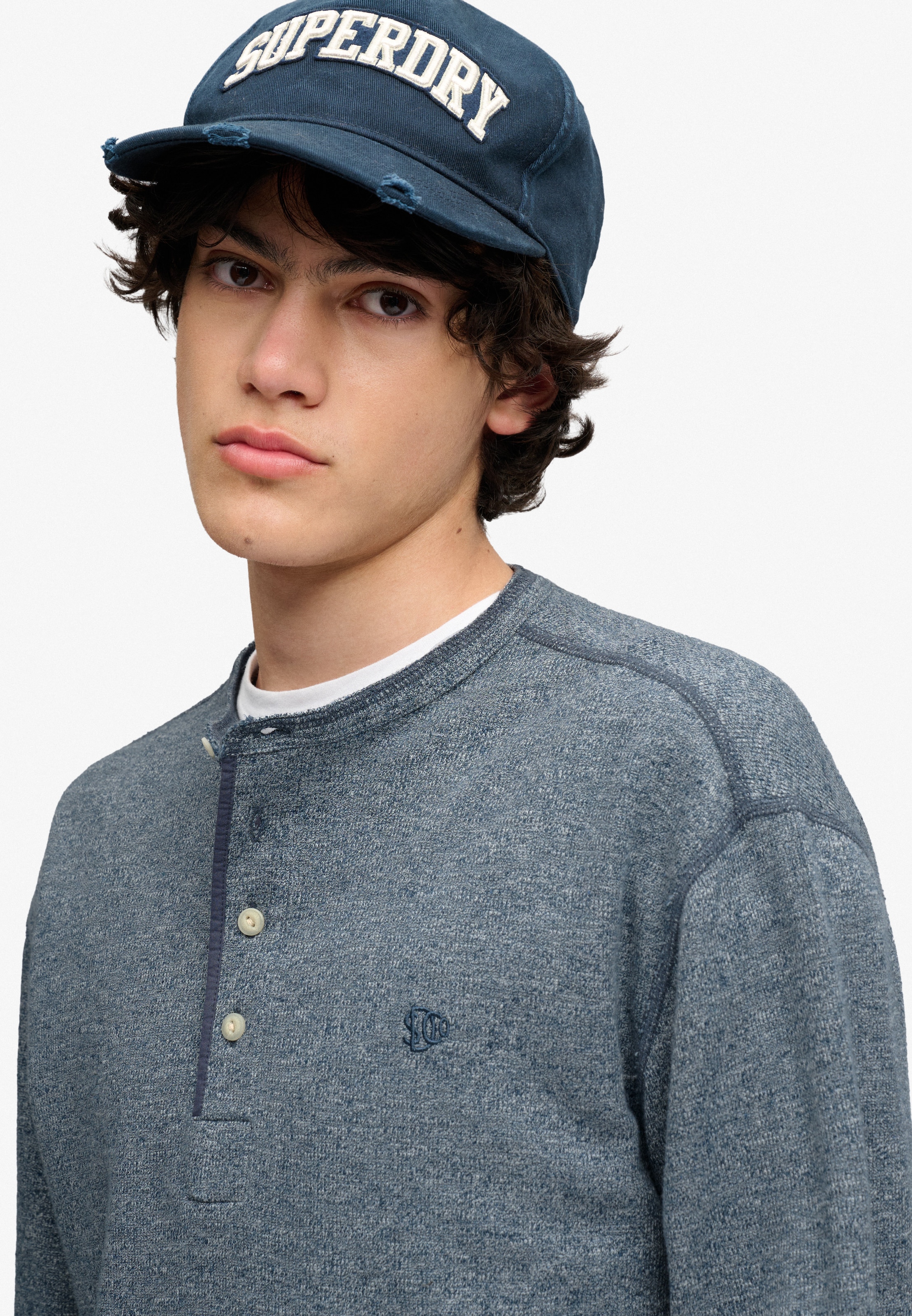 Superdry T-shirt à manches longues »MINI SLUB WAFFLE LS GRANDAD« Coupe ample, col rond, en coton