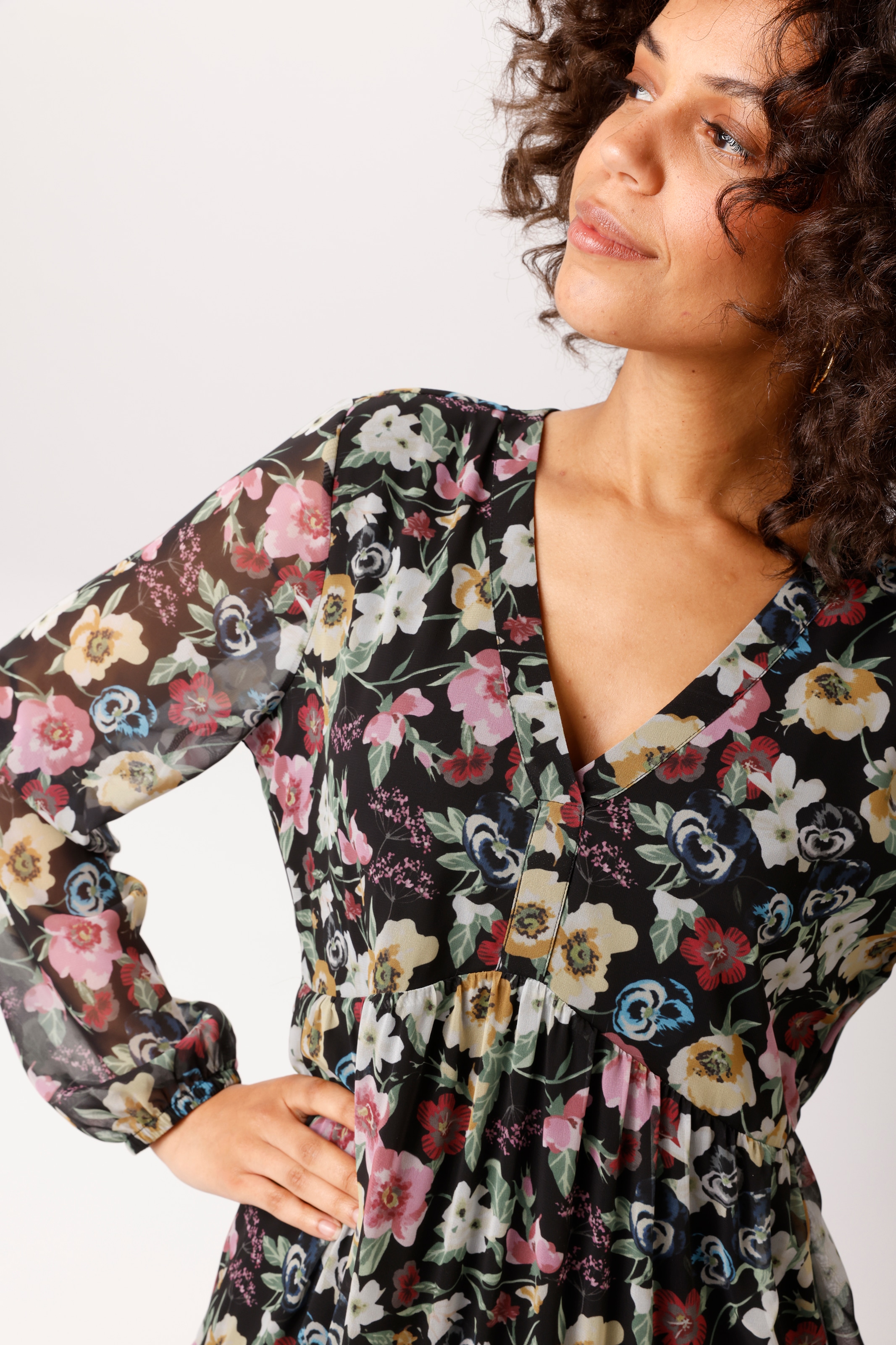 Aniston CASUAL Maxi robe avec imprimé floral coloré et romantique - NOUVELLE COLLECTION