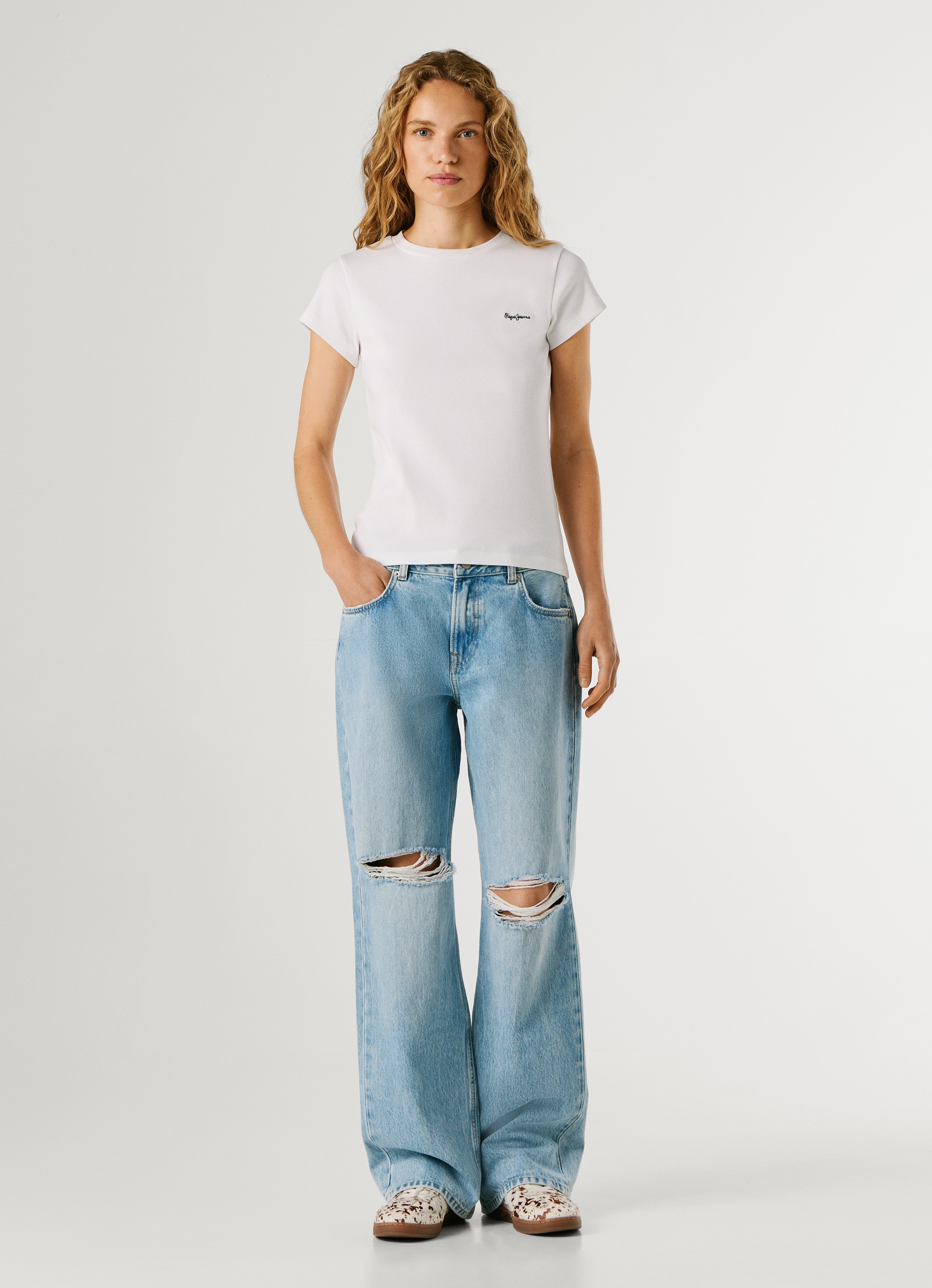 Pepe Jeans T-Shirt »MERIDA« aus elastischem Rippstoff, Rundhalsform