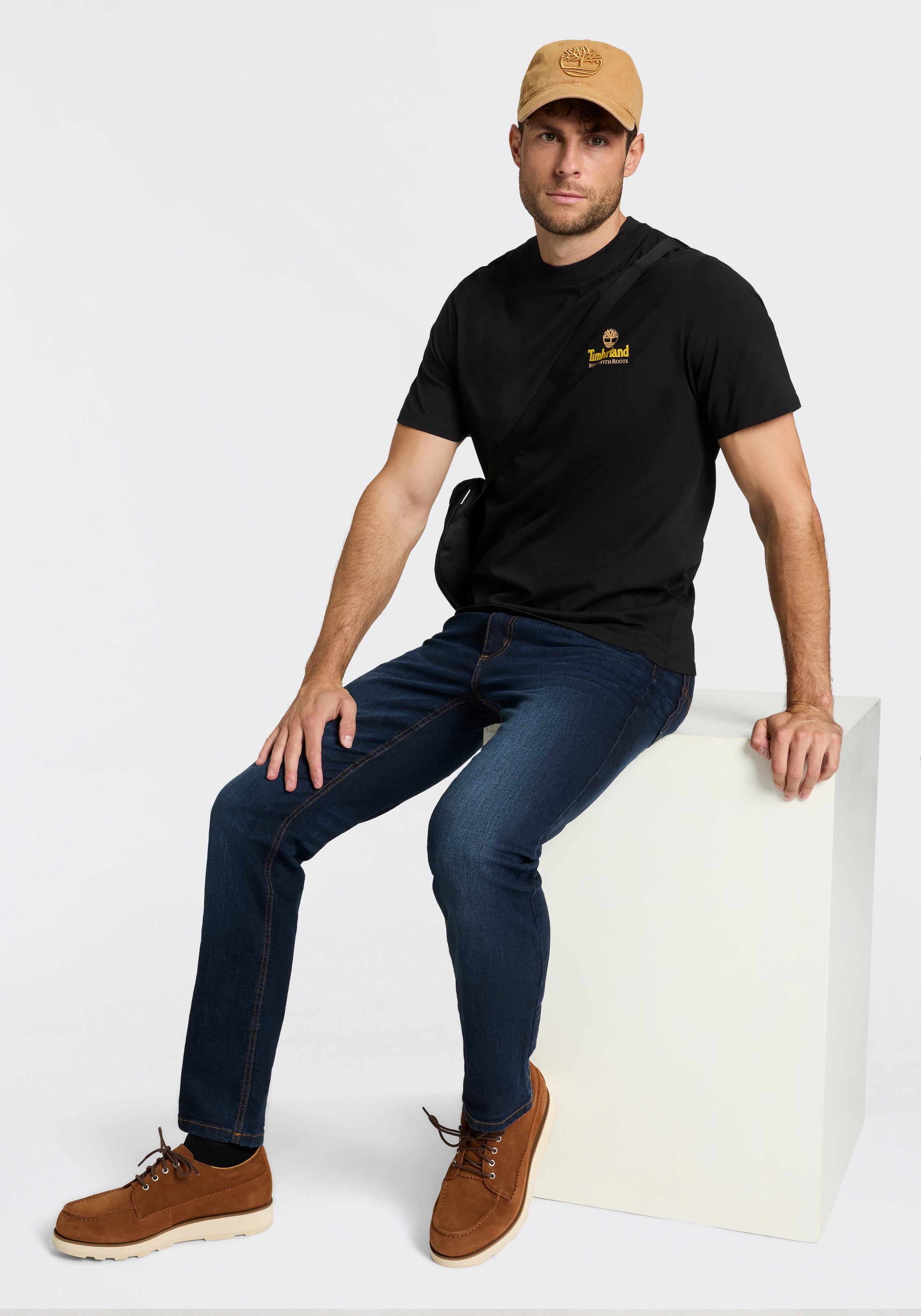 Timberland T-shirt »Illustrated Tree Logo Back Graphic« avec coton, design manches courtes