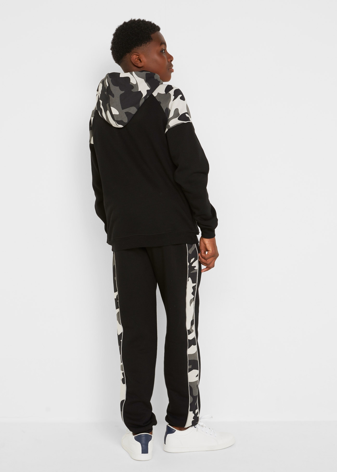 bonprix T-shirt à manches longues & pantalon »Sweatshirt & Jogginghose« Set, 2,  Hoodie