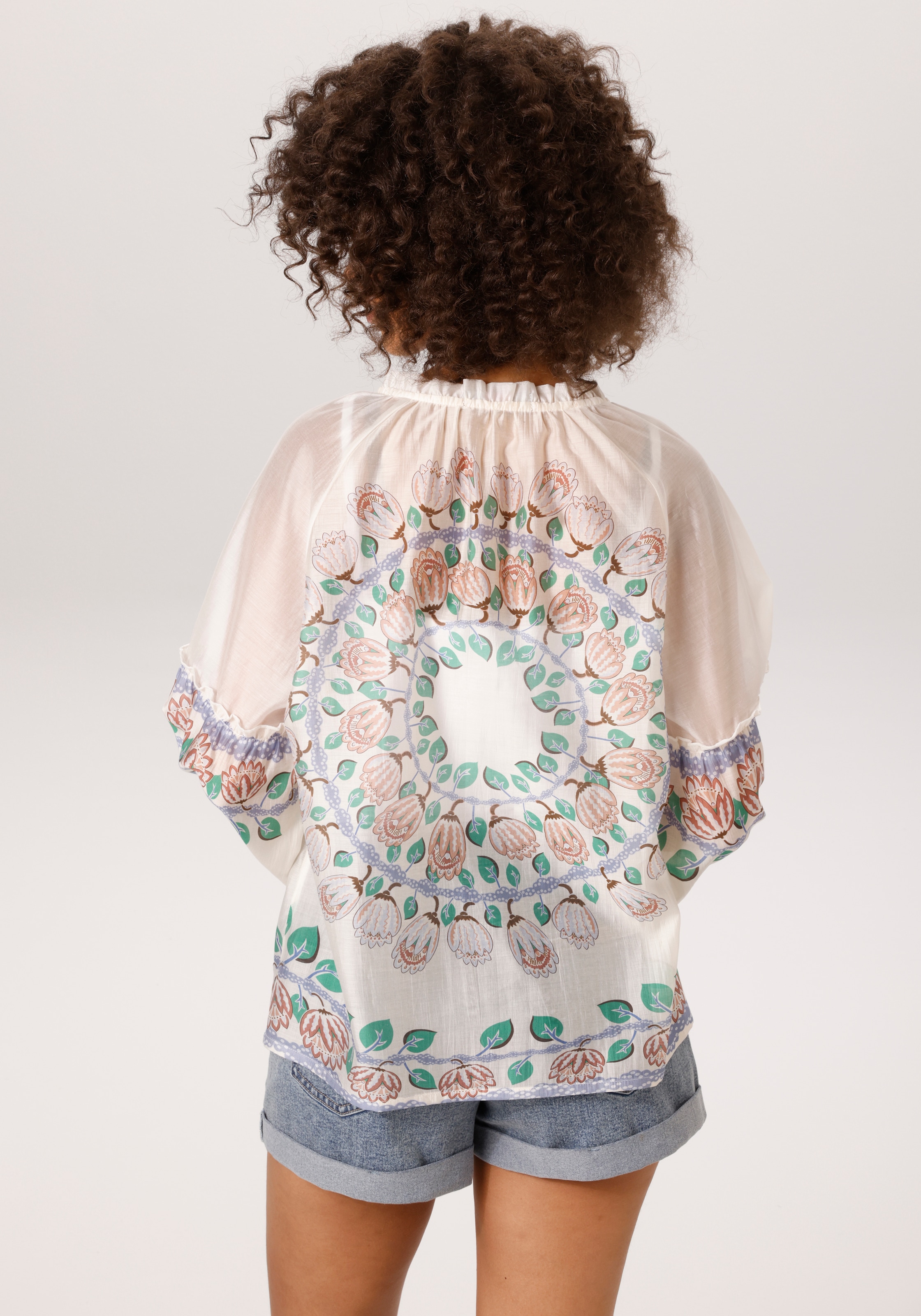 Aniston CASUAL Blouse à enfiler mit Bordüren und grossem Mandala-Druck im Rücken - NEUE KOLLEKTION