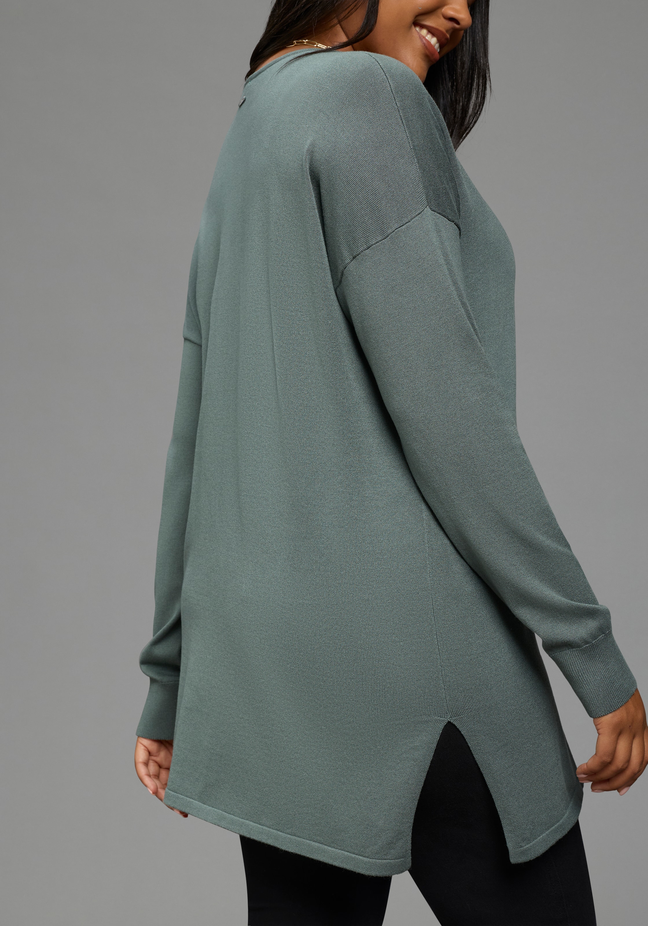 Laura Scott CURVE Pull long »Grosse Grössen« en maille fine fluide avec joli col en V