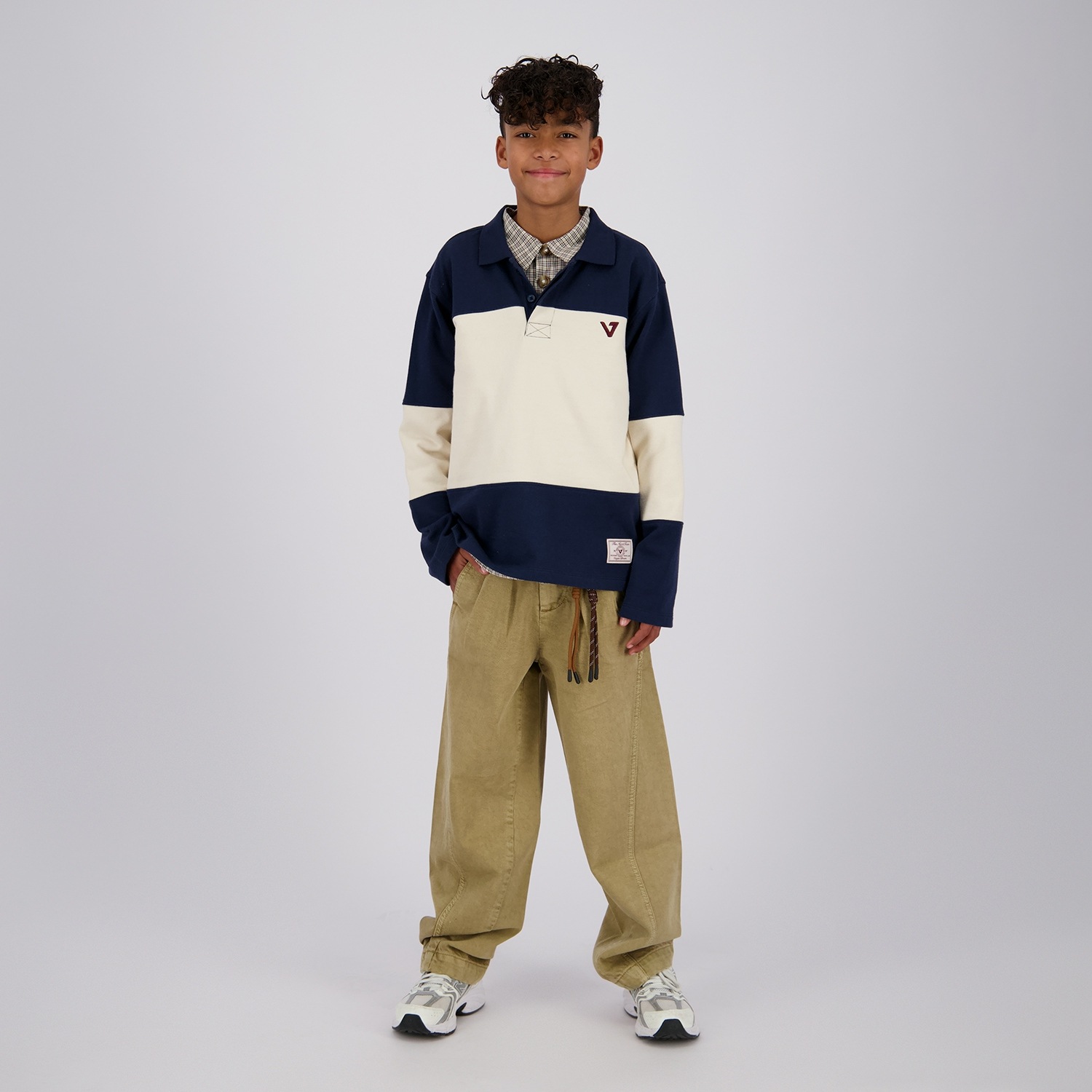 Vingino Polo à manches longues mit grossem Rückenprint / Colorblocking-Design / für Boys