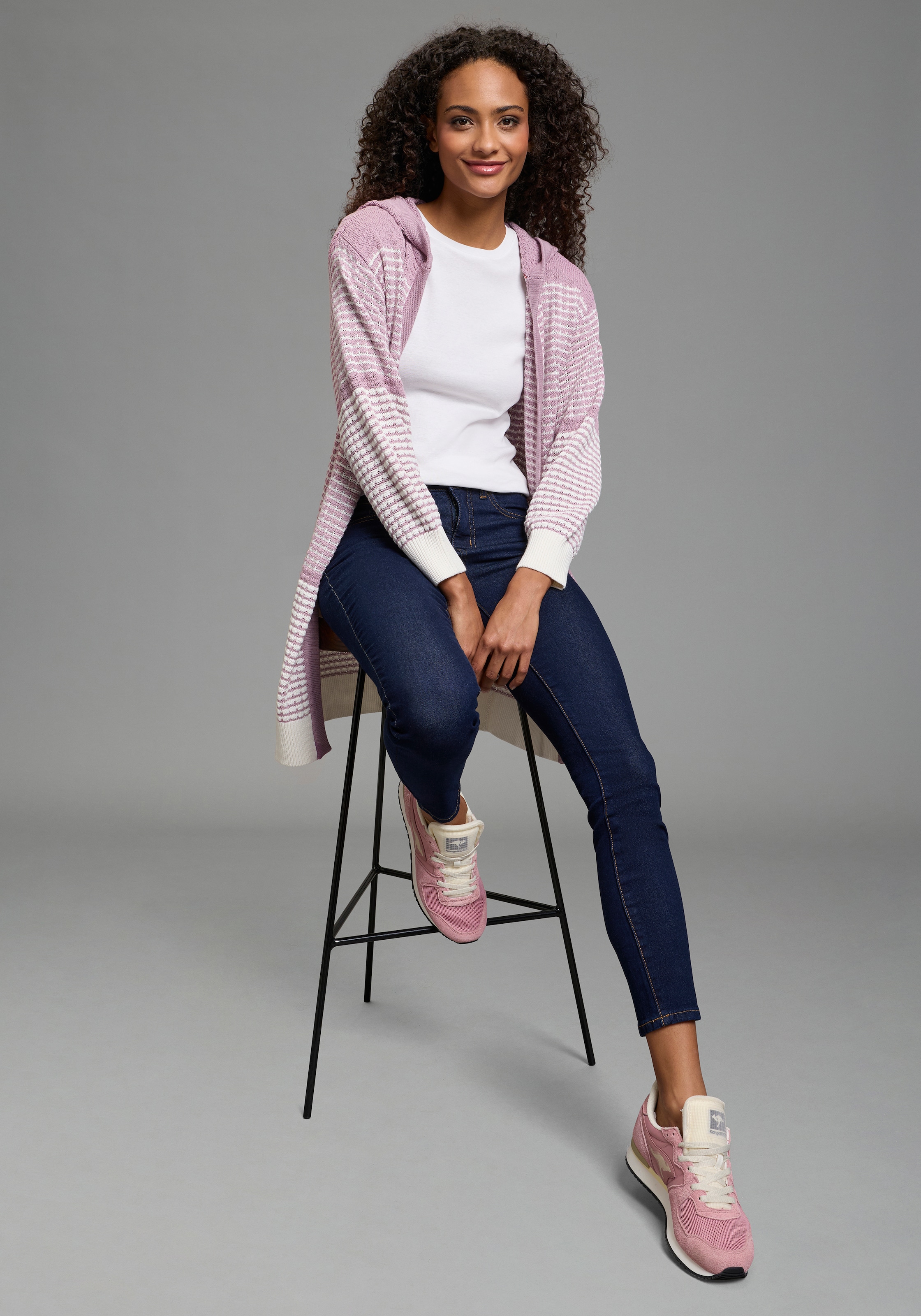 KangaROOS Cardigan à capuche mit angesagtem Strickmuster