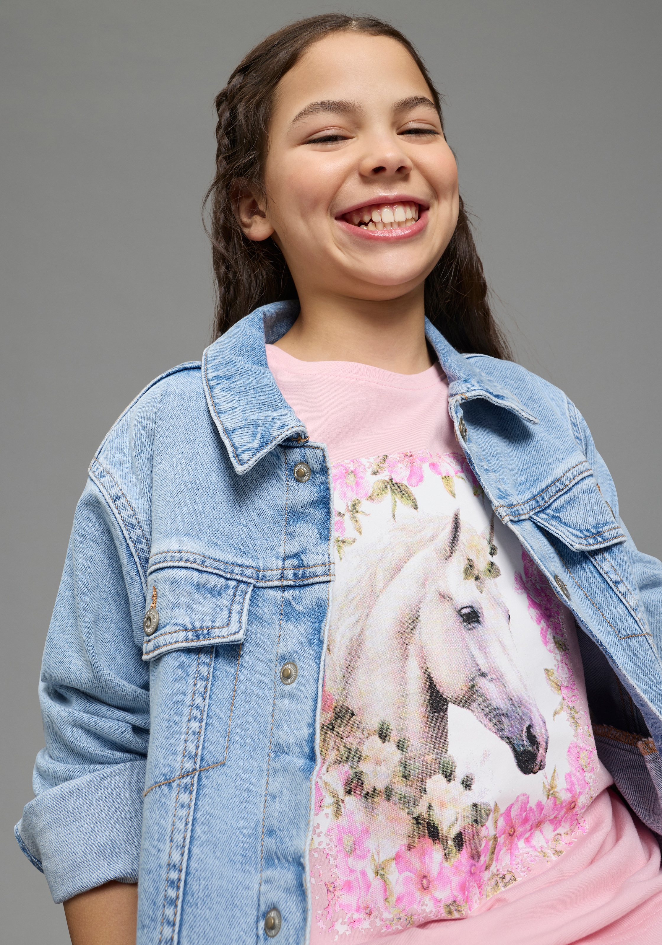 KIDSWORLD T-shirt »Süsser Pferde-Fotodruck« für Mädchen, Kurzarm, mit Rundhalsausschnitt, mit coolem Druck