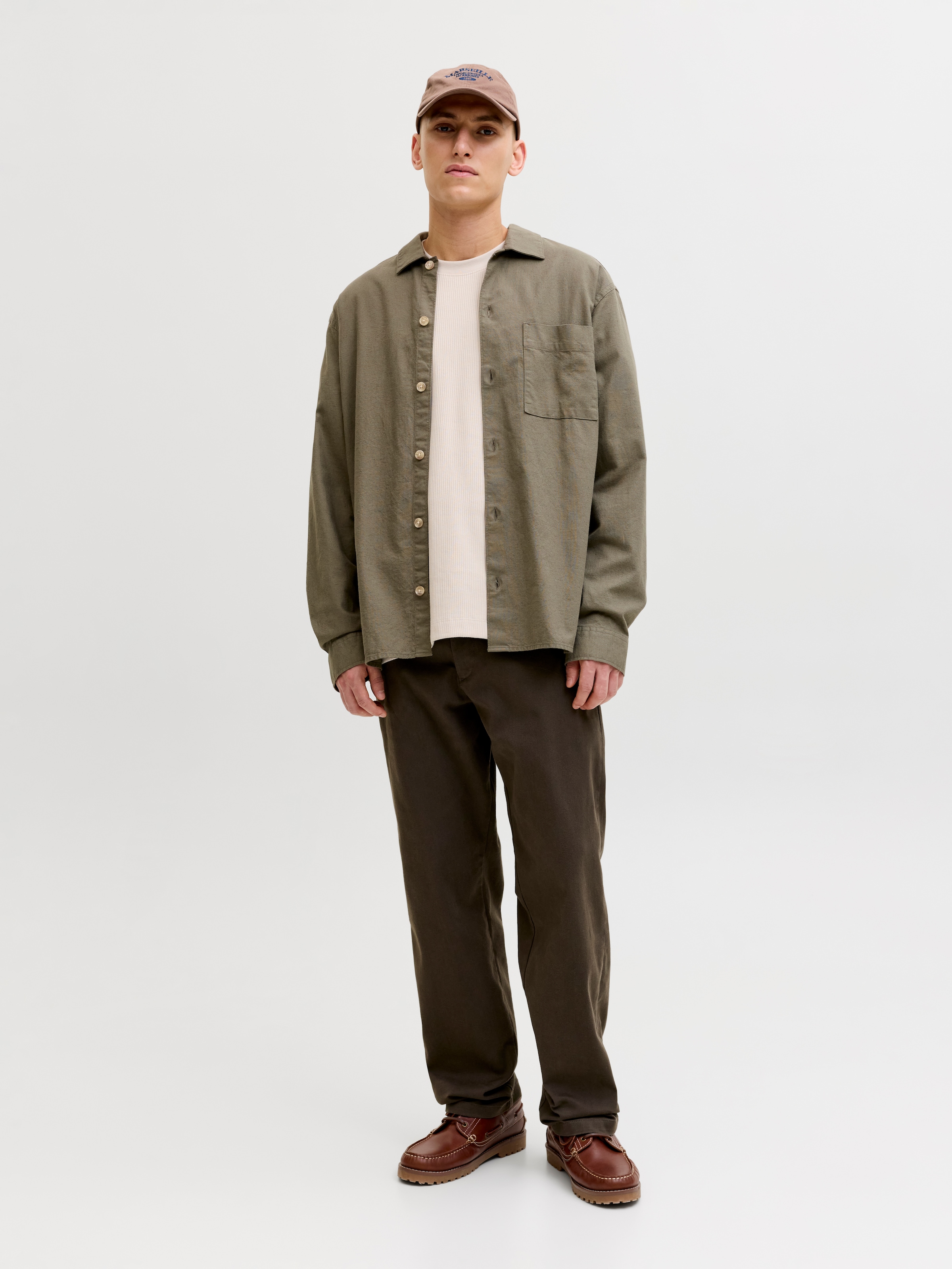 Jack & Jones Rundhalsshirt »JJEHARRISON STRUCTURE TEE SS O-NECK LN« mit Rundhalsusschnitt